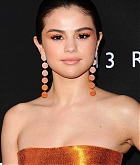 Selena_Gomez_-_Netflix__13_Reasons_Why__TV_series_premiere_in_Los_Angeles_on_March_30-27.jpg