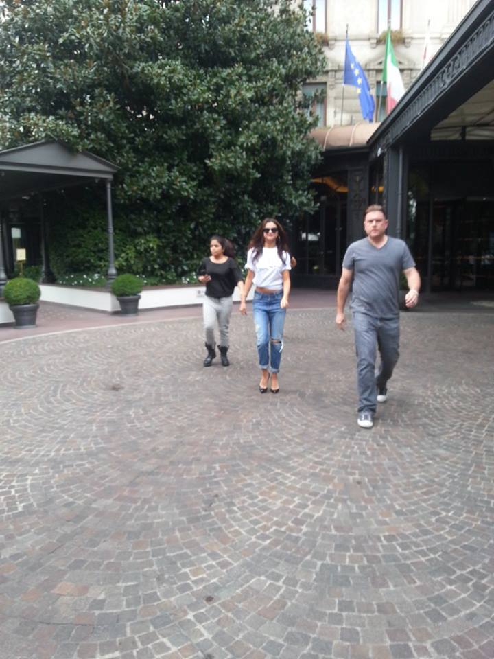 02.jpg