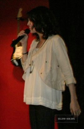 02.jpg
