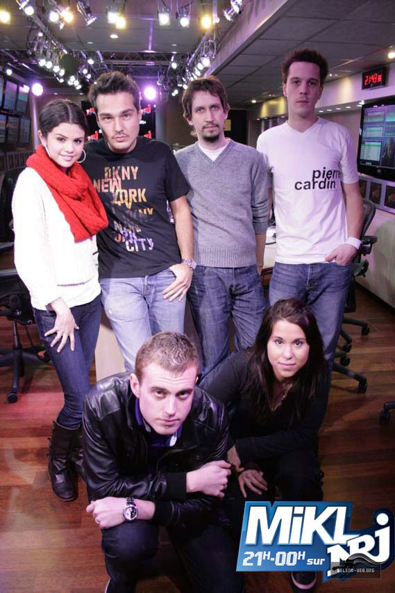 05.jpg