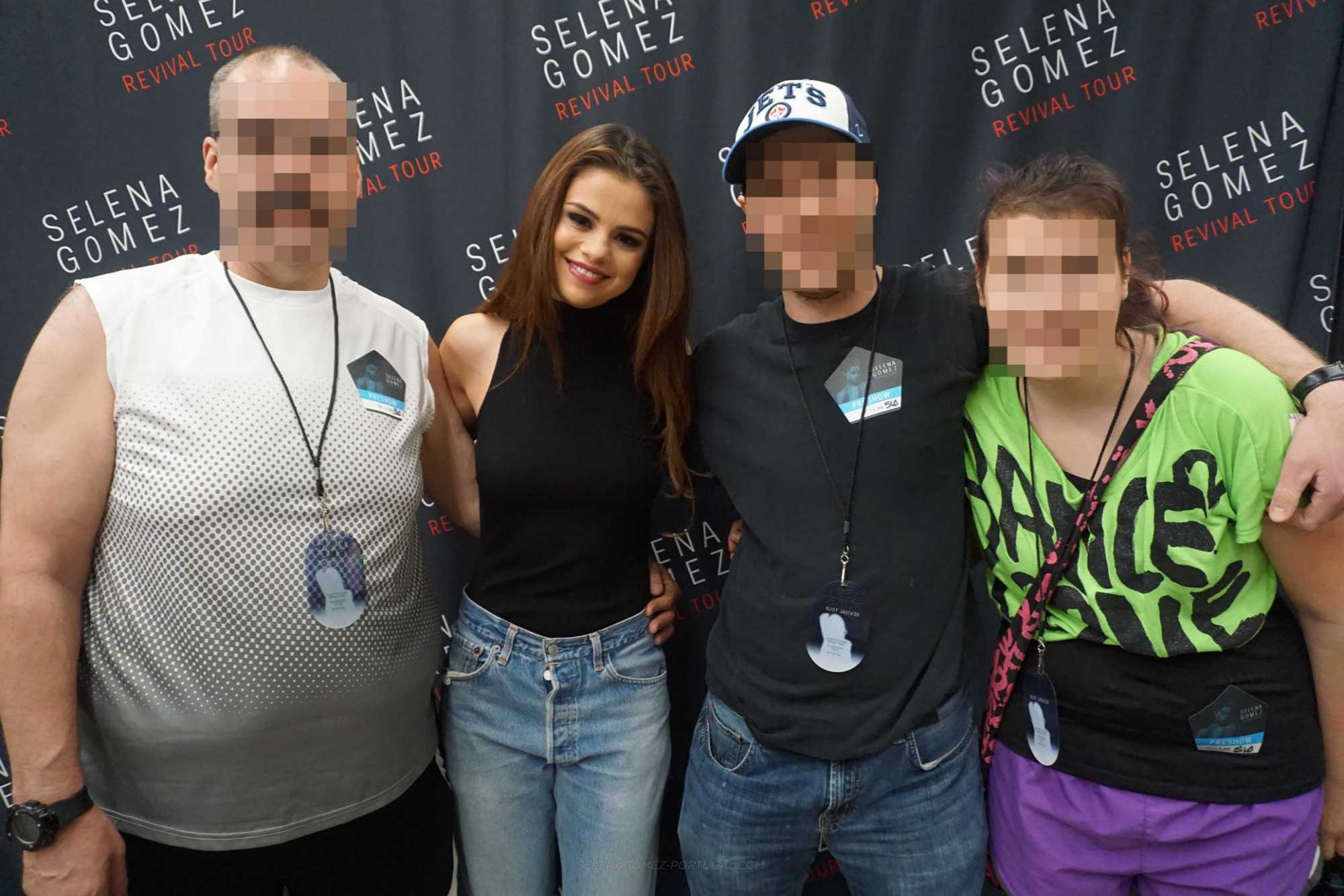 40~24.jpg