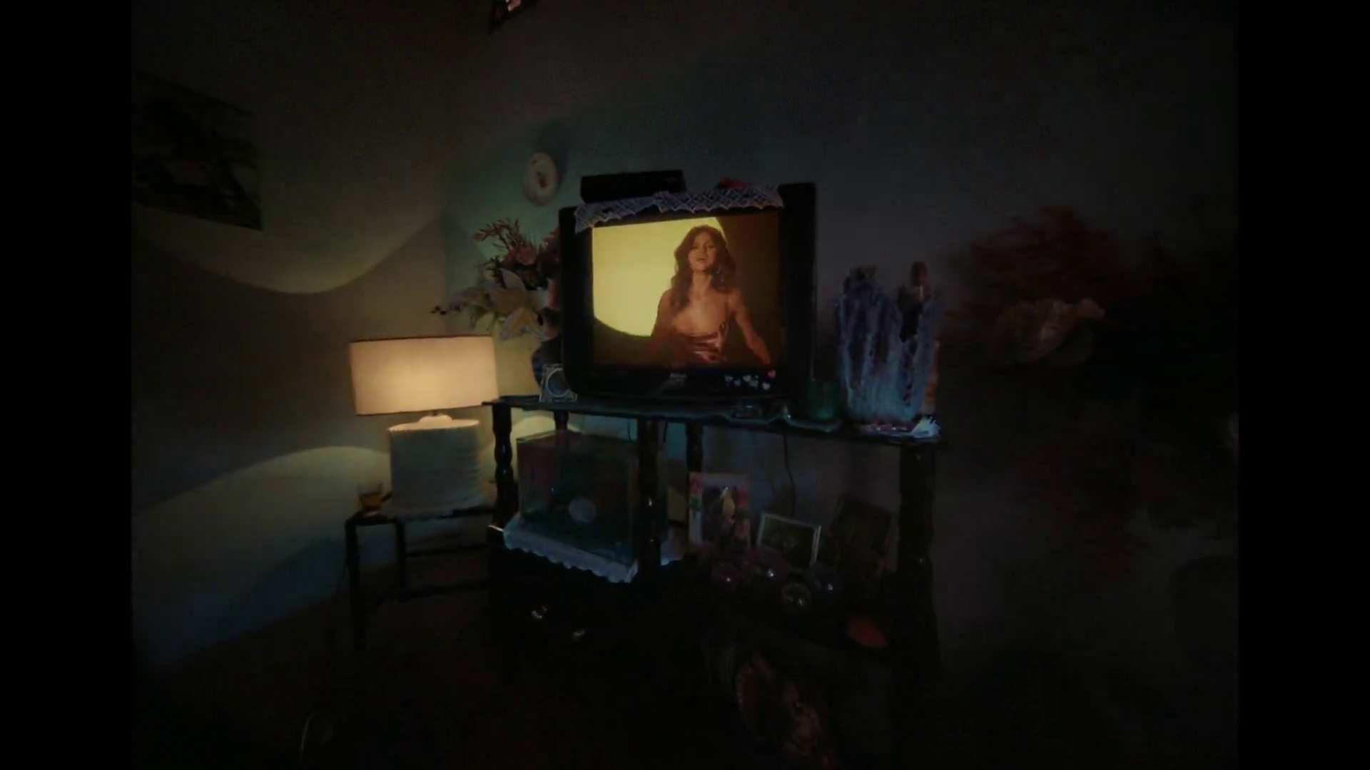 Baila_Conmigo_MV_07.jpg