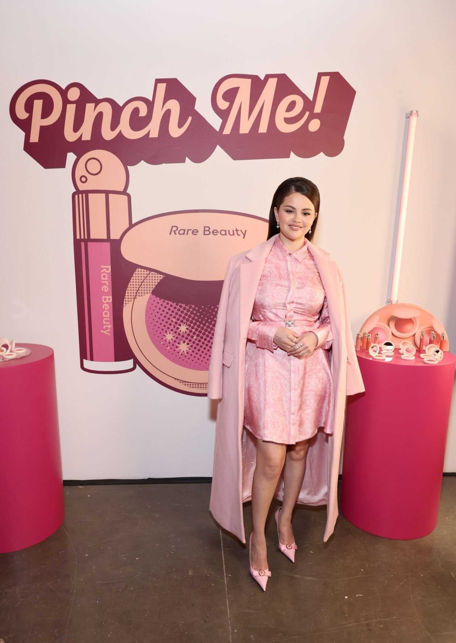 Celebrates_the_Launch_Of_Rare_Beauty_s_Soft_Pinch_Luminous_Powder_Blush_Collection_16.jpg