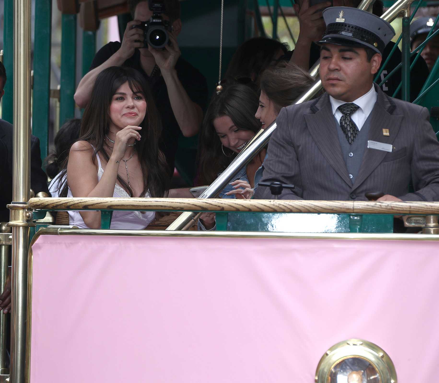 Coach_Hosts_Meet_2B_Greet_with_Selena_Gomez_at_The_Grove_-_September_5-12.jpg