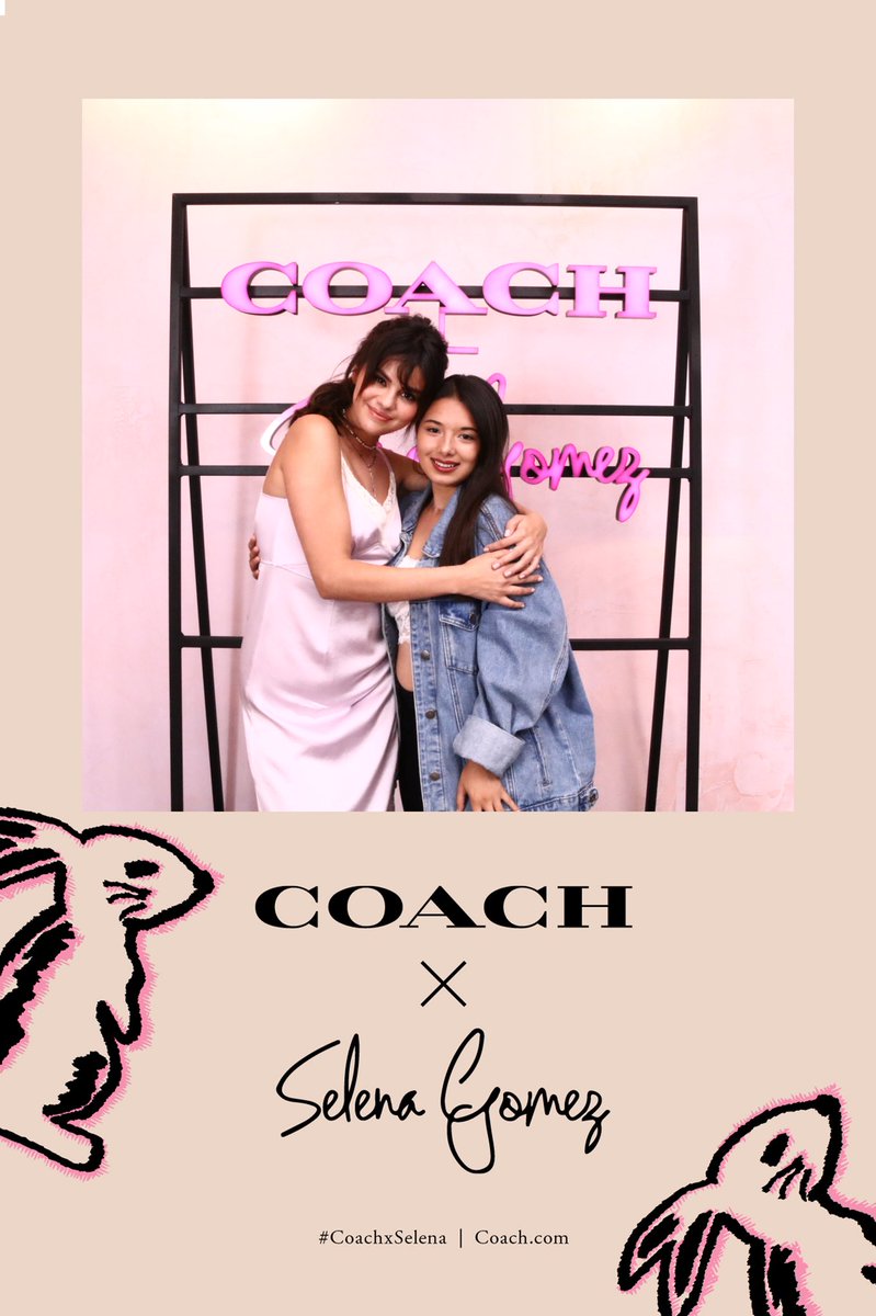 Coach_Hosts_Meet_2B_Greet_with_Selena_Gomez_at_The_Grove_5BFans_Session5D_-_September_5-04.jpg