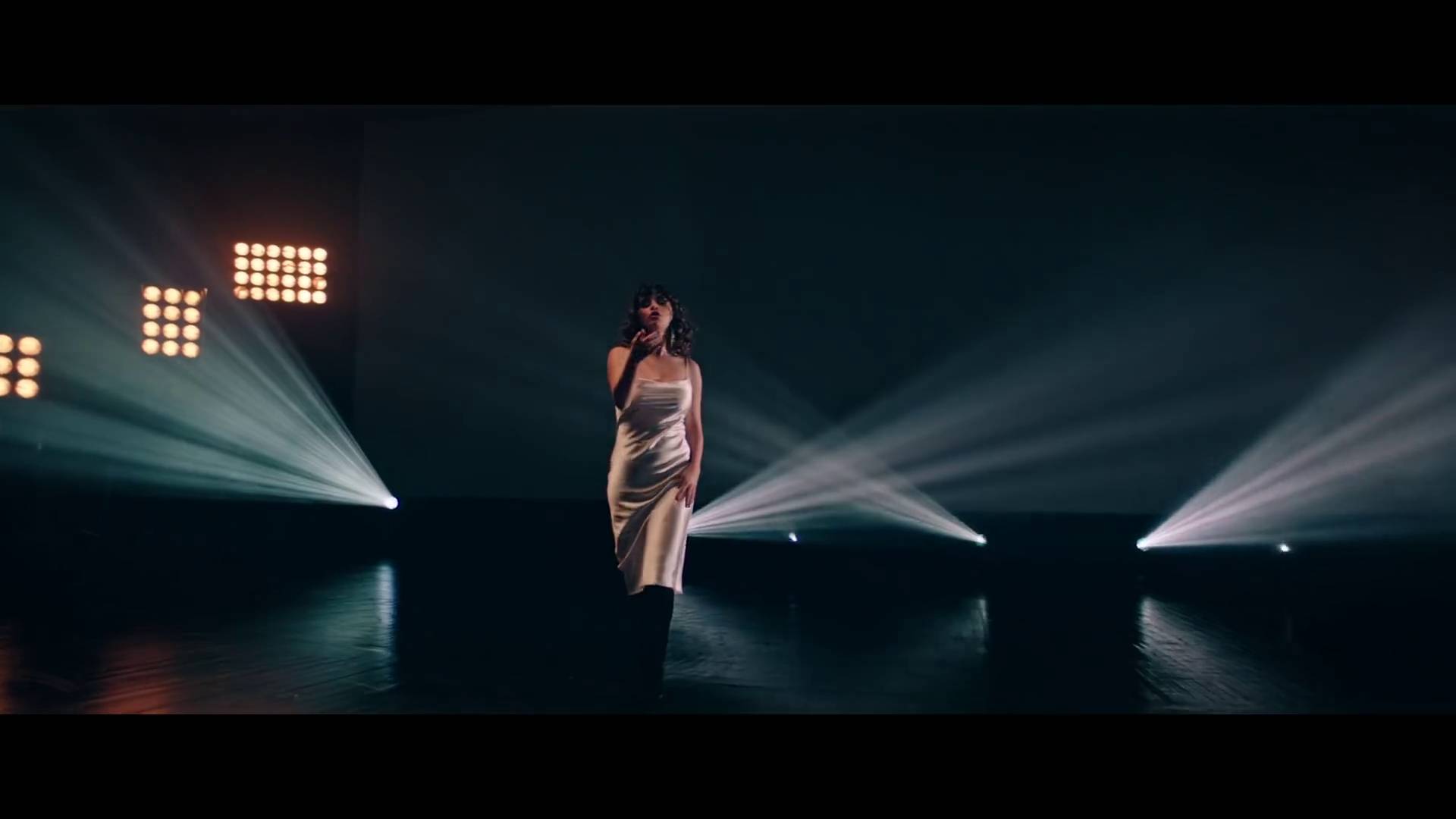 Dance_Again_MV-23.jpg