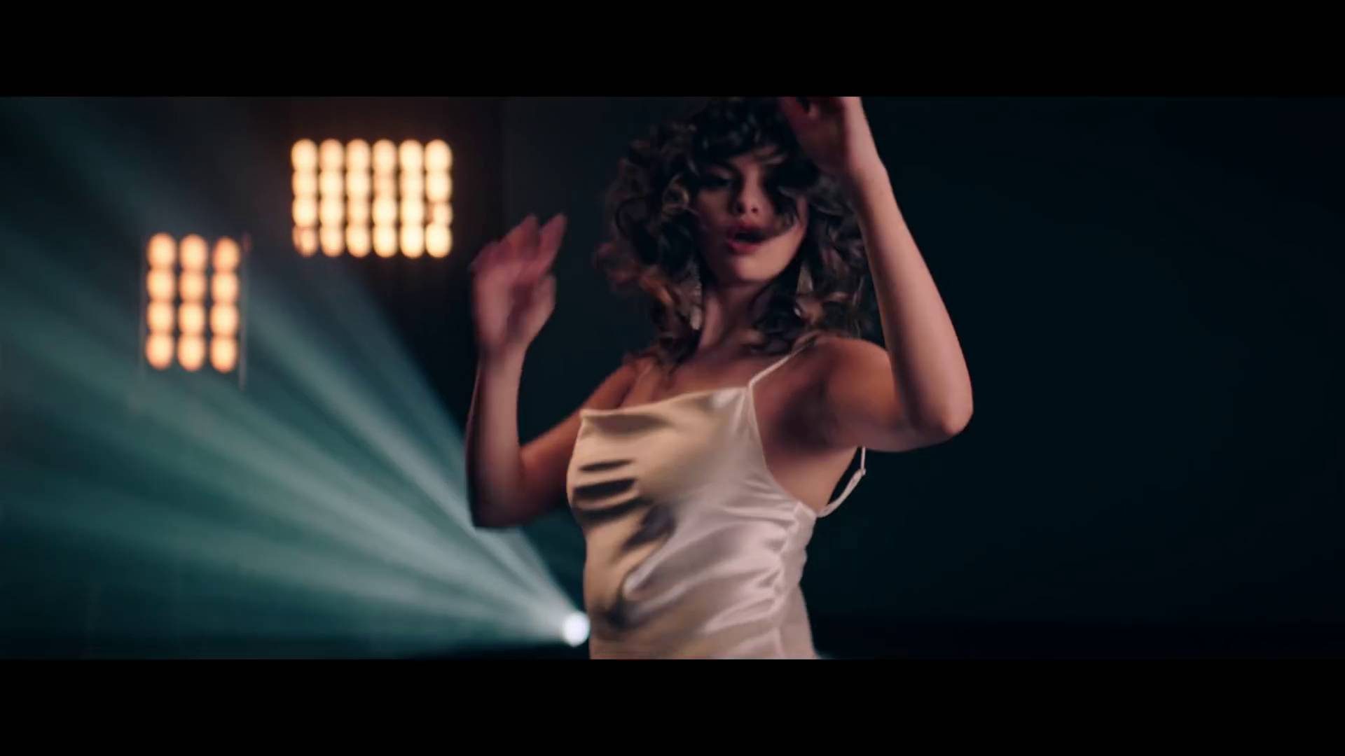 Dance_Again_MV-29.jpg