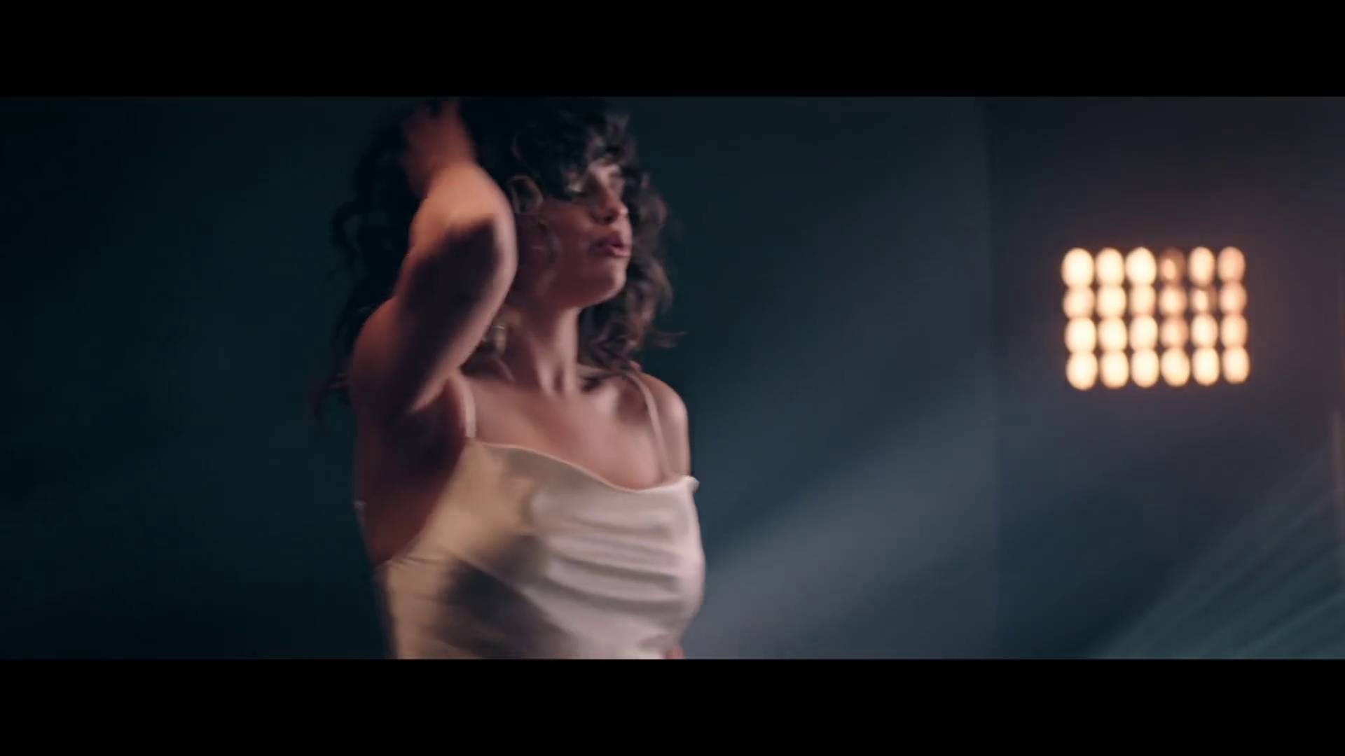 Dance_Again_MV-52.jpg