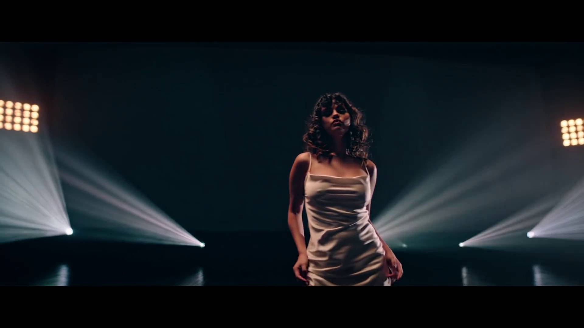 Dance_Again_MV-57.jpg
