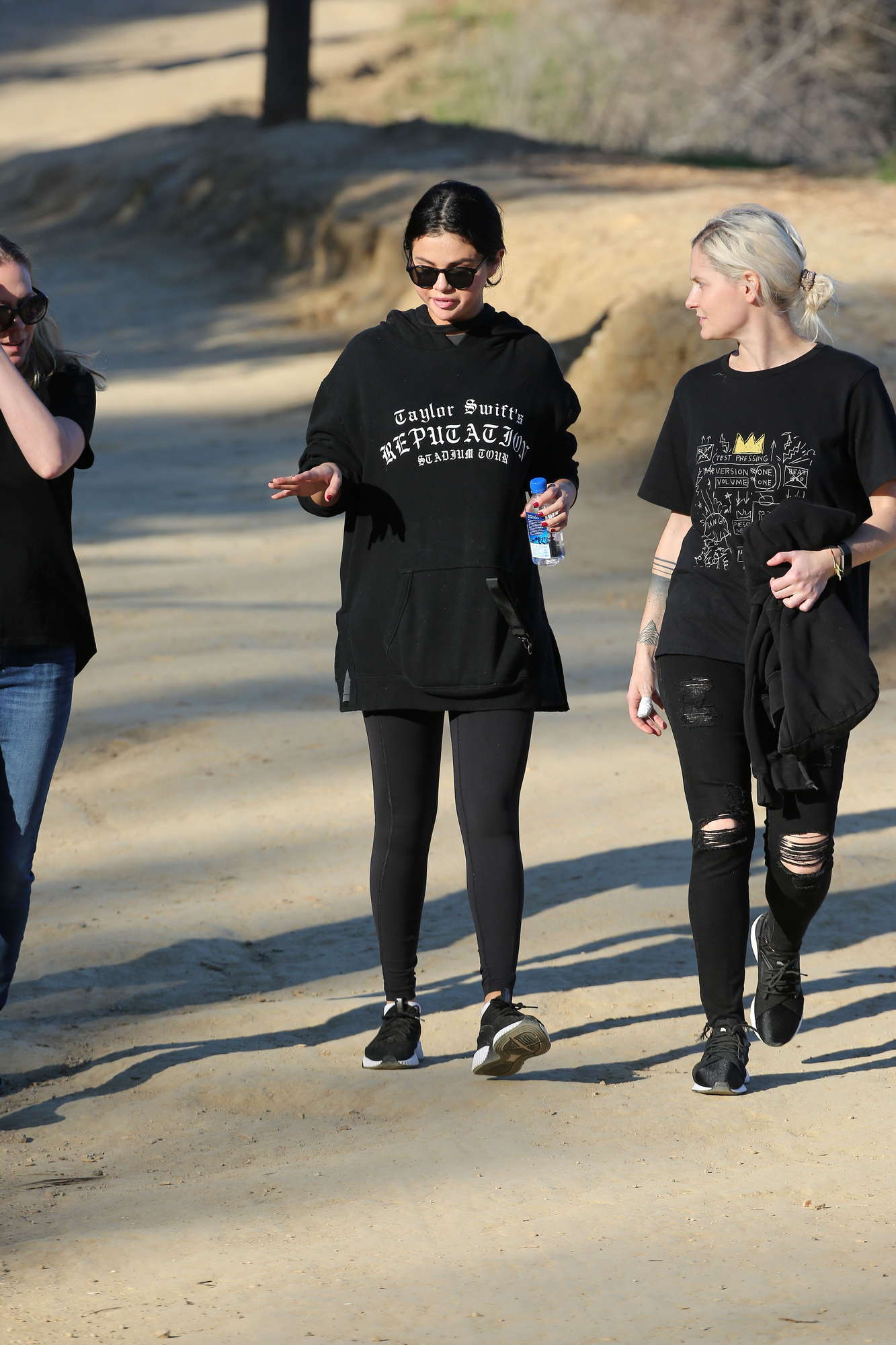 Hiking_with_friends_in_Los_Angeles_-_December_211.jpg