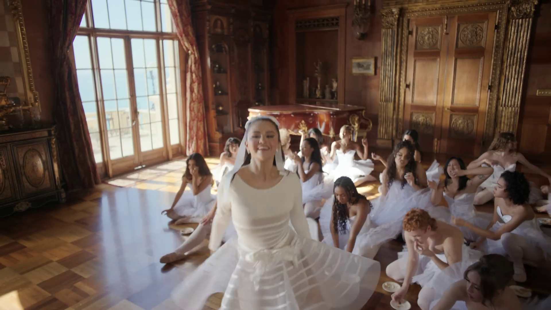 Selena Gomez Pictures: The most up-to-date pictures for Selena Gomez