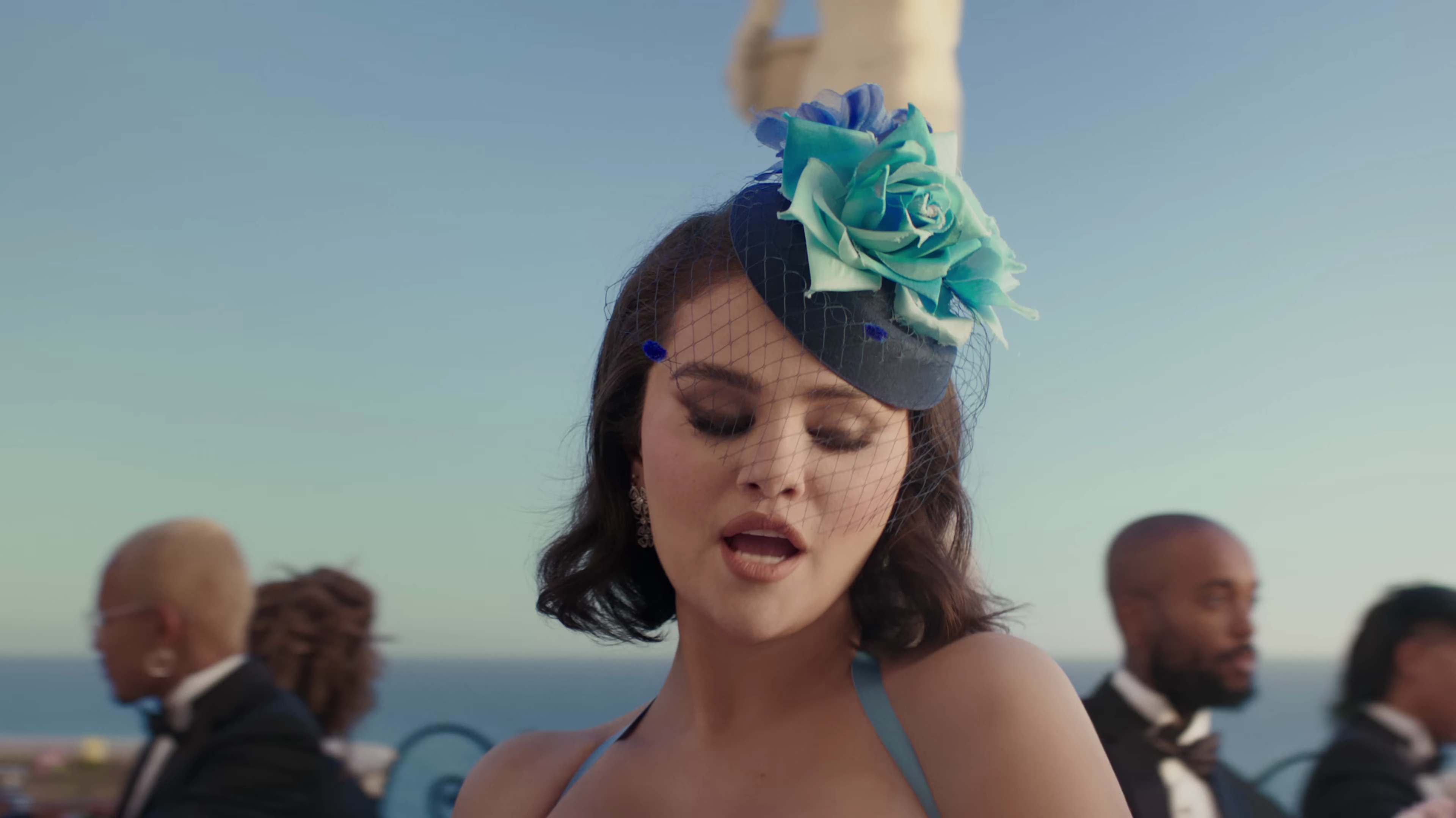 Love_On_Screen_Captures_19.jpg