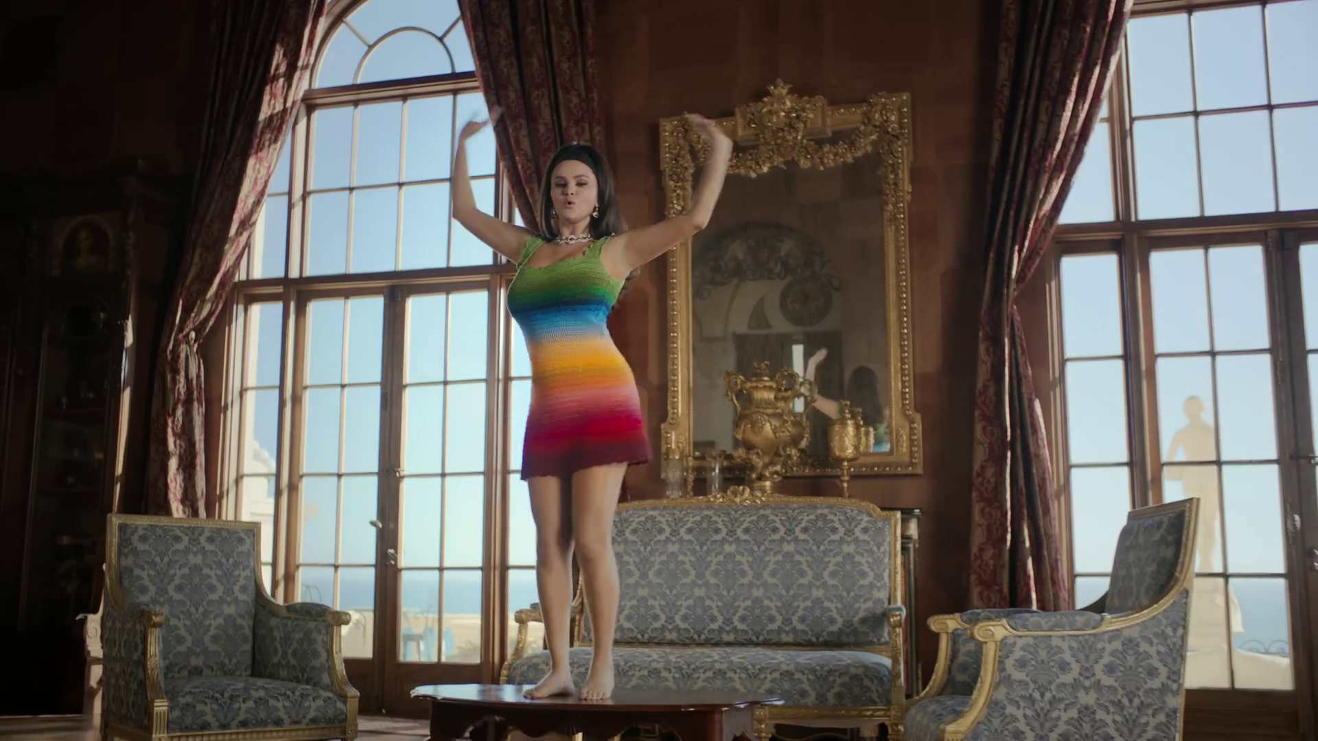 Love_On_Screen_Captures_37~0.jpg