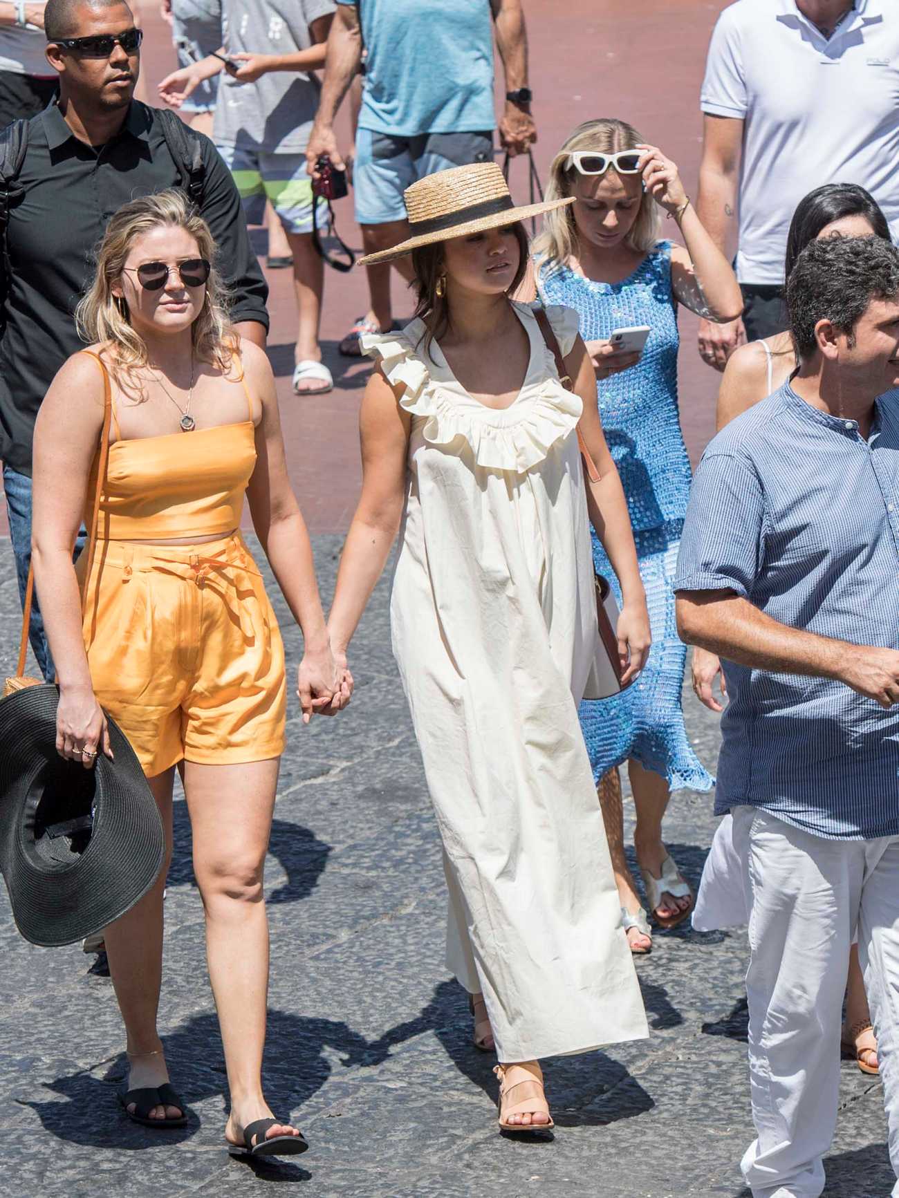 Out_in_Capri2C_Italy_-_July_232C_2019-01.jpg