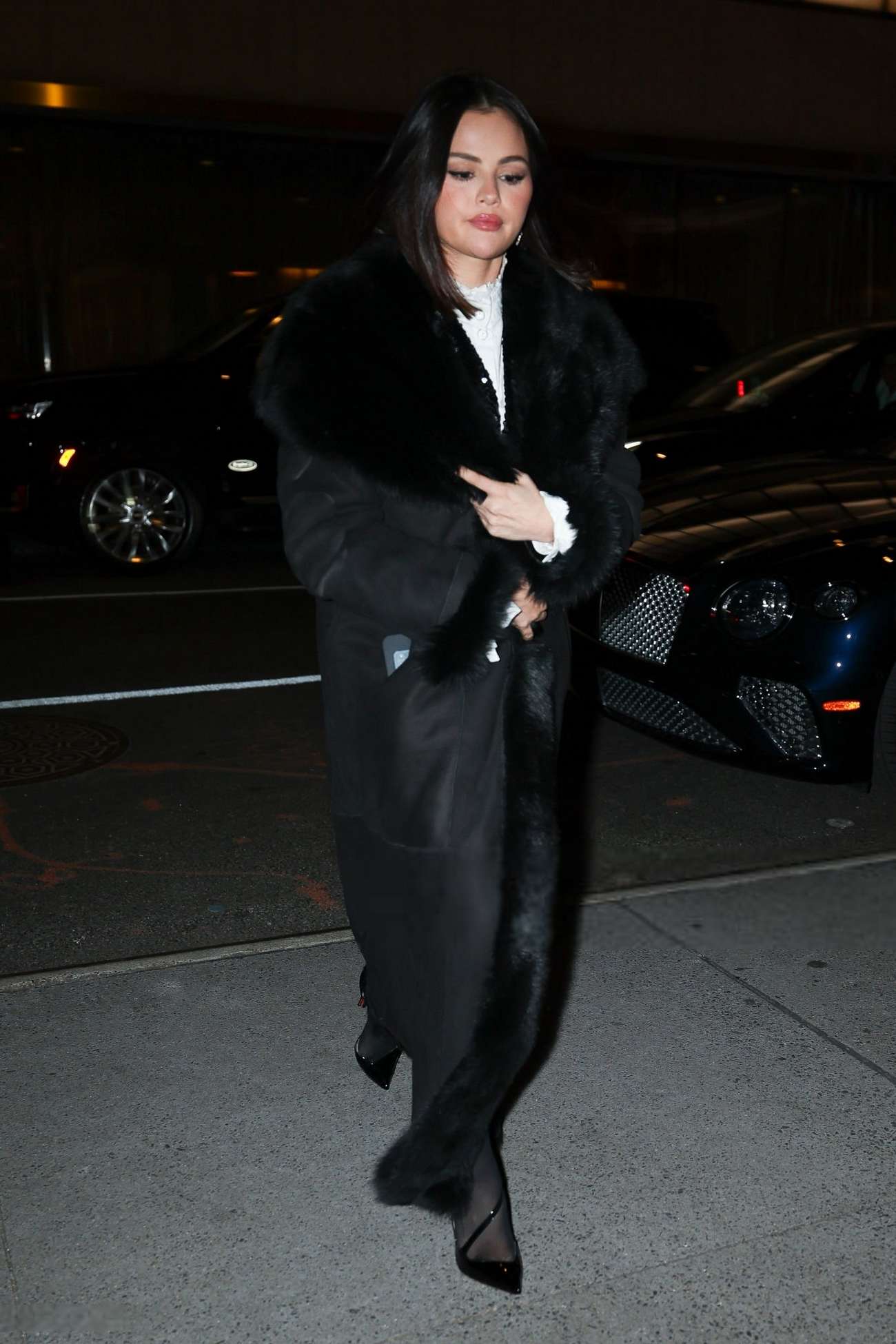Outside_a_taping_of_Late_Show_with_Stephen_Colbert2C_New_York_City_-_December_3_08.jpg
