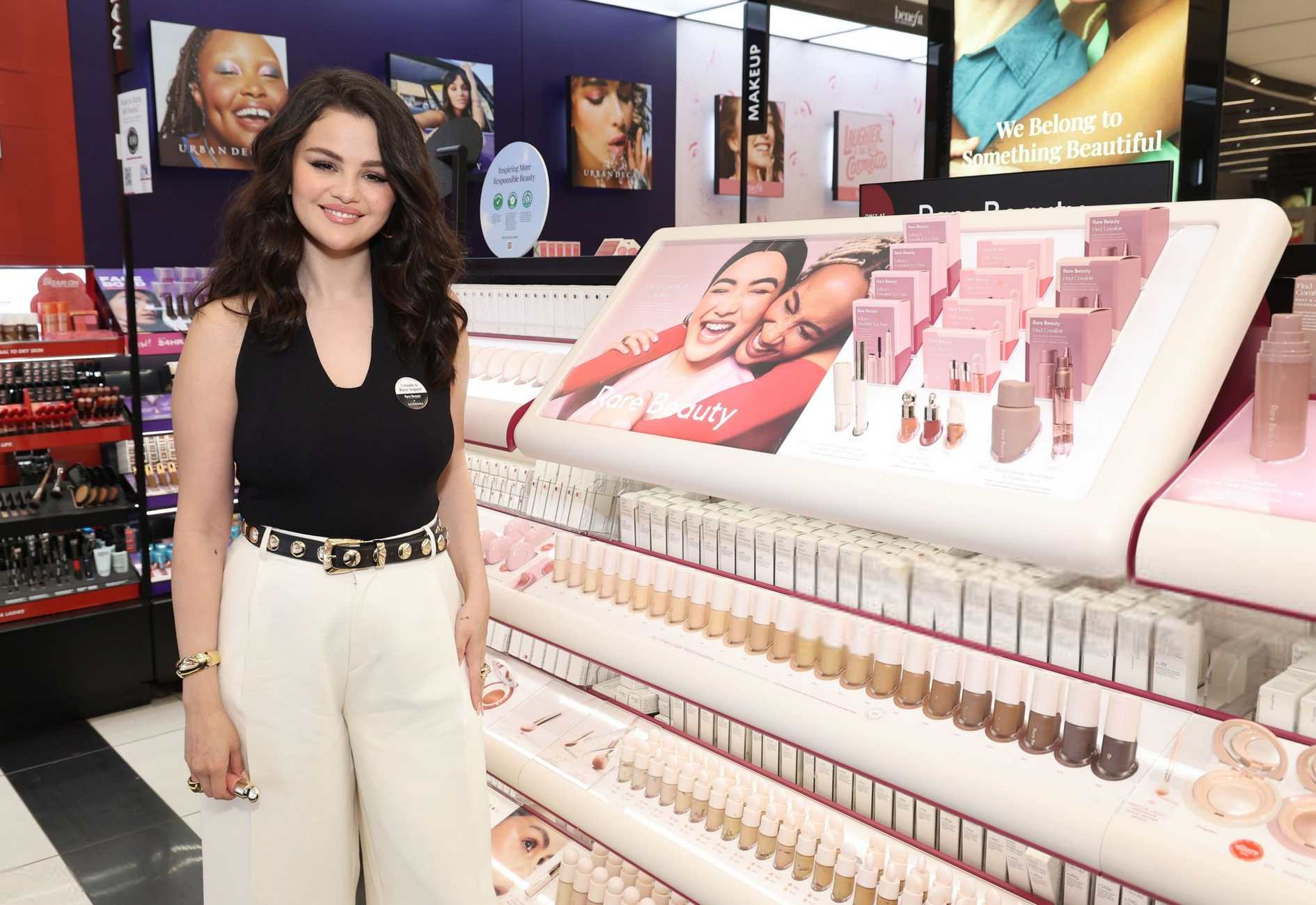 Rare_Beauty_and_SEPHORA_s_Make_A_Rare_Impact_Campaign_in_honor_of_World_Mental_Health_Day_04.jpg