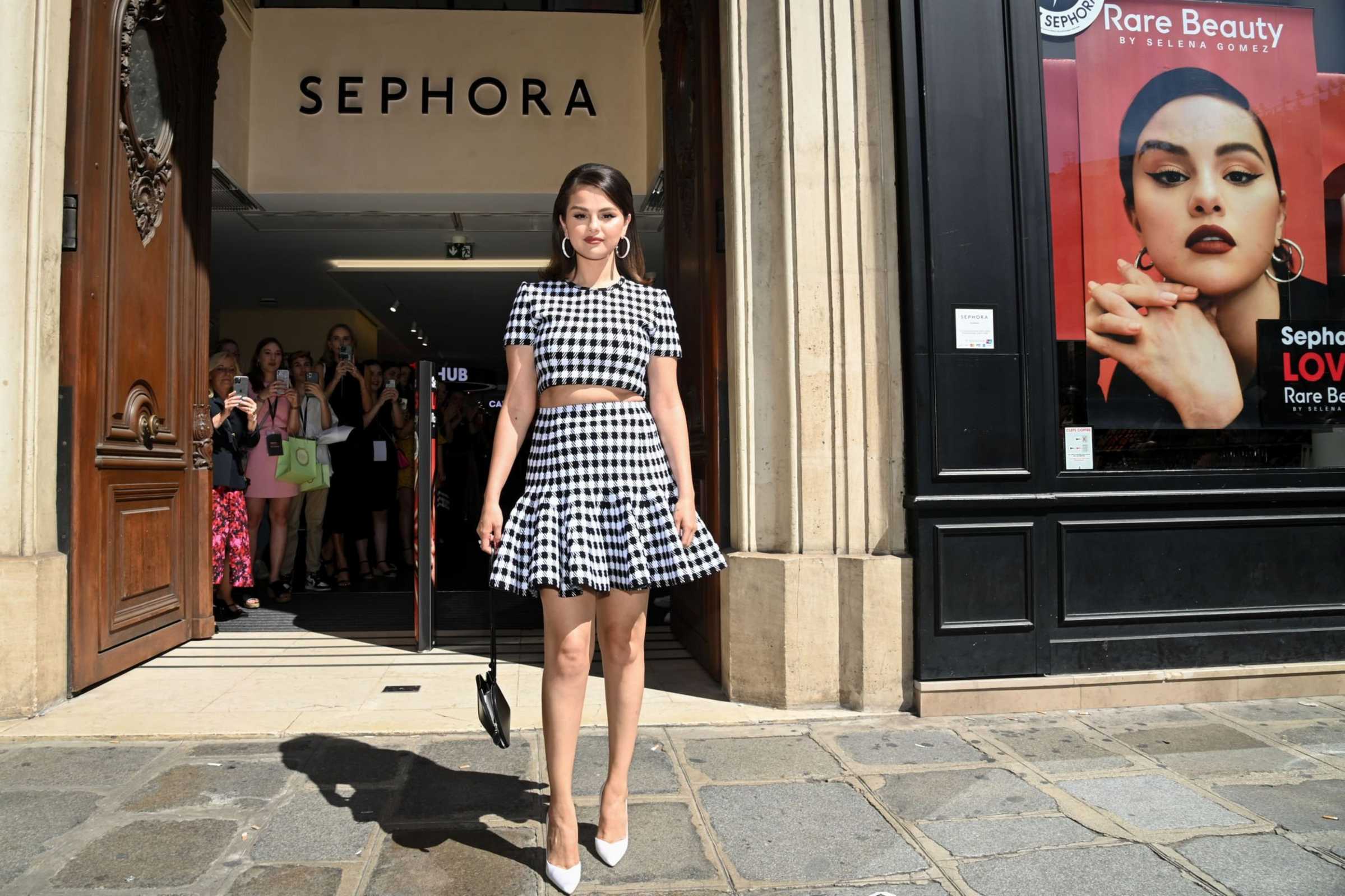 SEPHORA_Loves_Rare_Beauty09.jpg