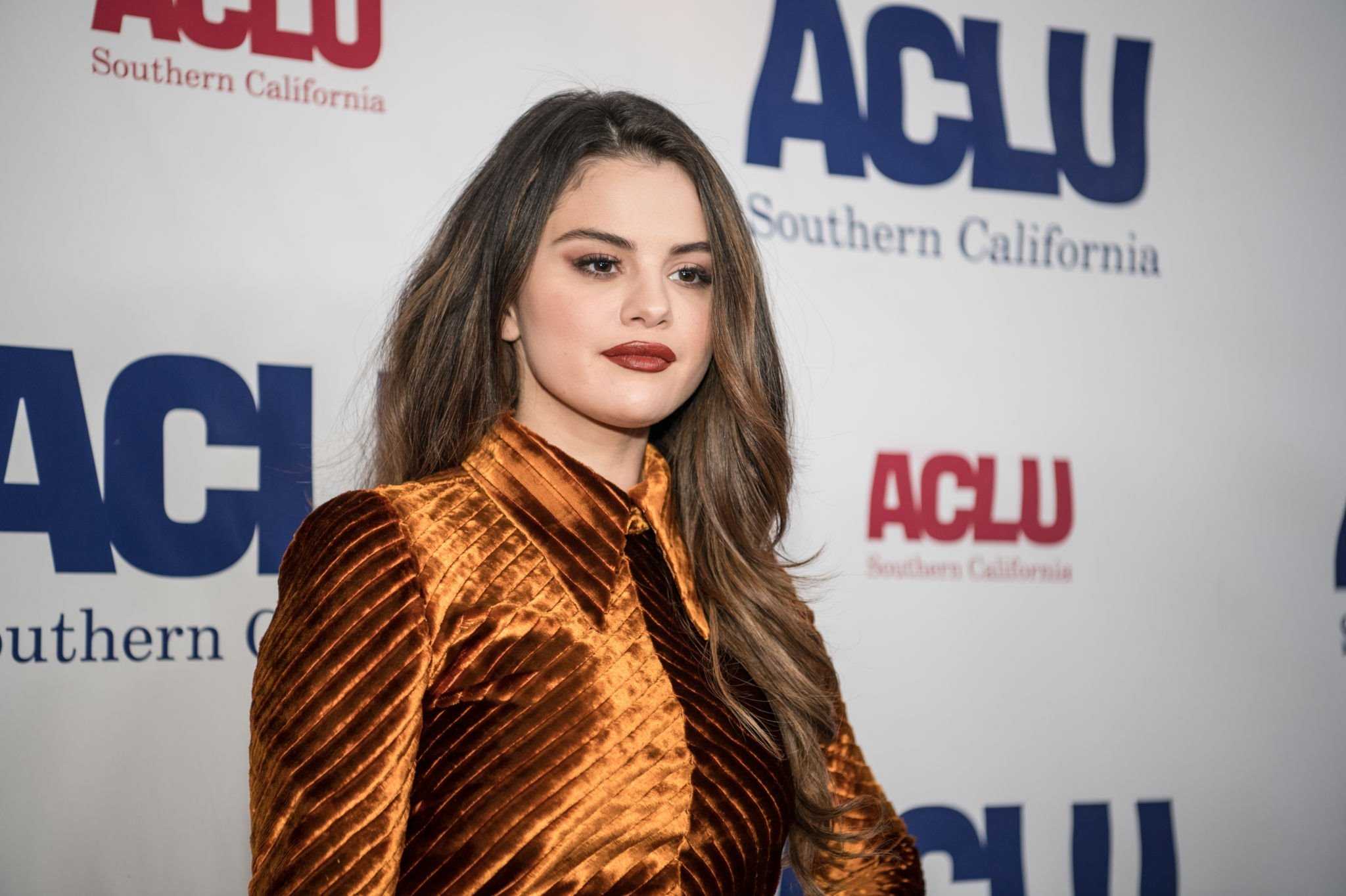 Selena_Gomez_-_ACLU_SoCal_s_Annual_Bill_of_Rights_Dinner_in_Beverly_Hills_November_172C_2019-12.jpg