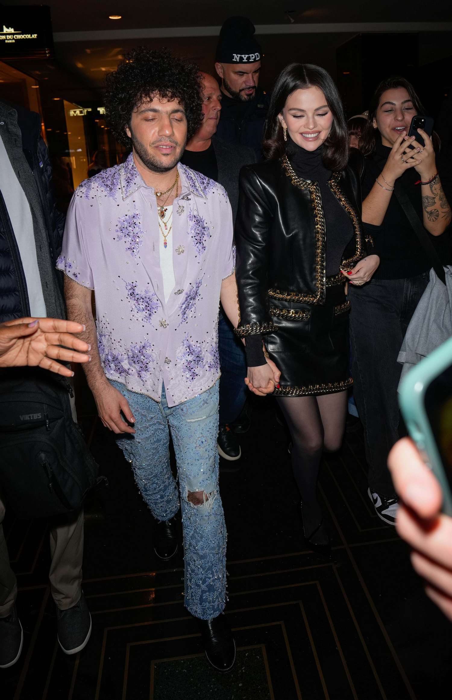 Selena_Gomez_-_Arriving_at_The_Tonight_Show_Starring_Jimmy_Fallon_-_March_202C_2025_10.jpg