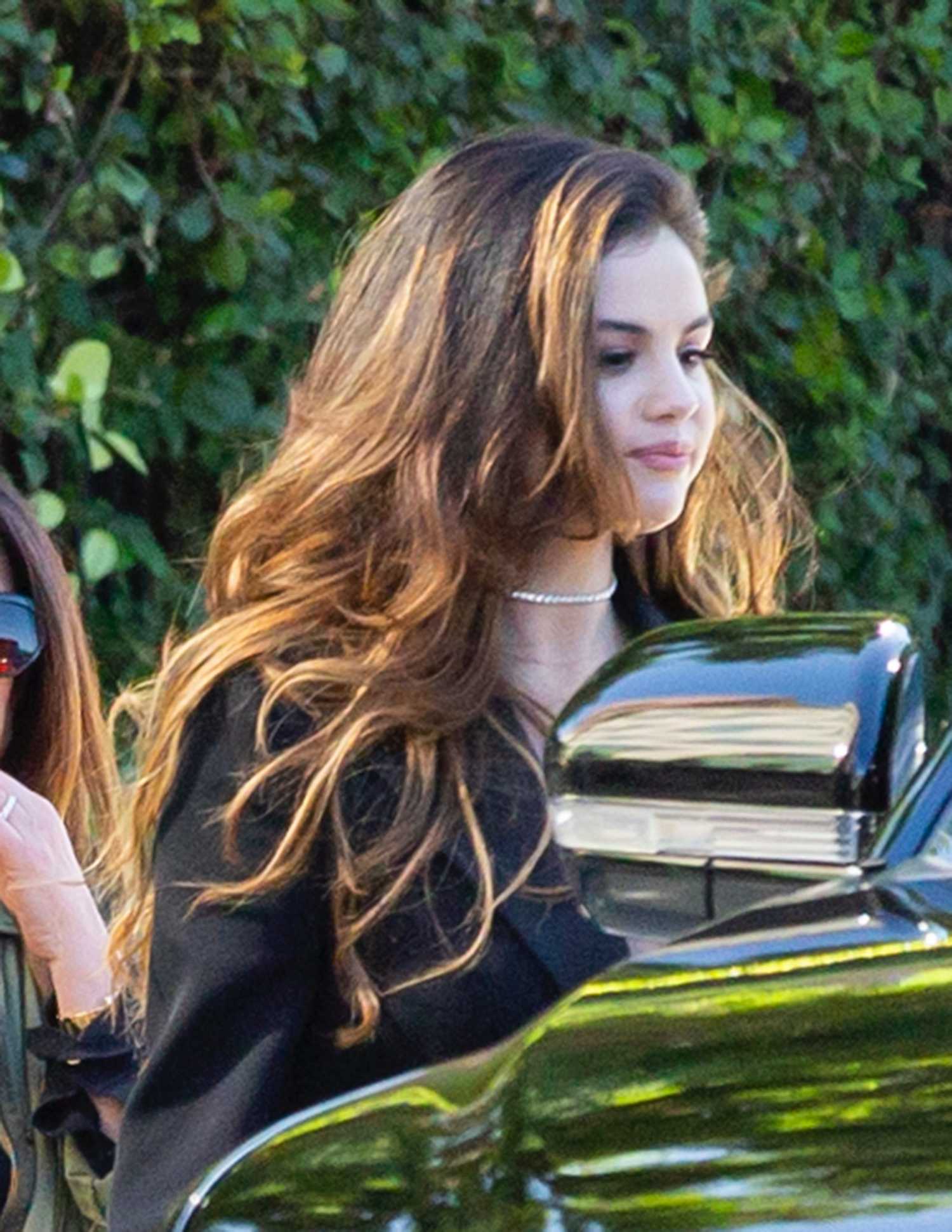 Selena_Gomez_-_At_Burbank_Studios_in_Burbank2C_CA_October_232C_2019-09.jpg