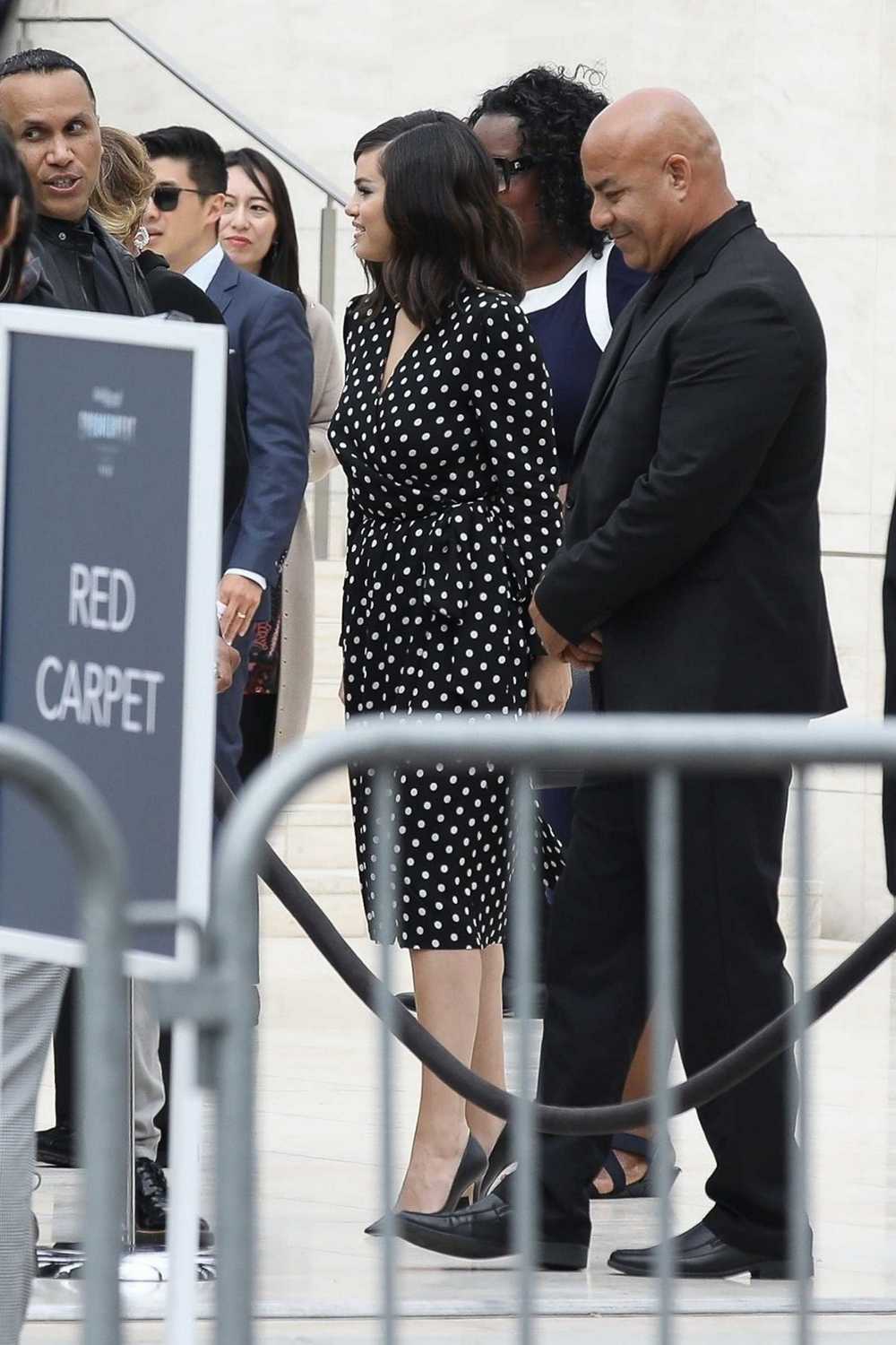 Selena_Gomez_-_At_Hollywood_Female_Empowerment_in_LA_April_30-02.jpg