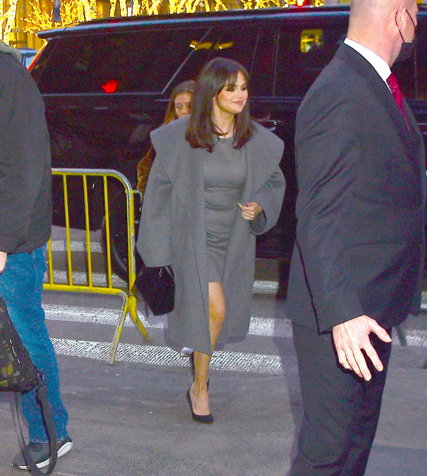 Selena_Gomez_-_At_NBC_Studios_in_New_York_City2C_1205202202.jpg