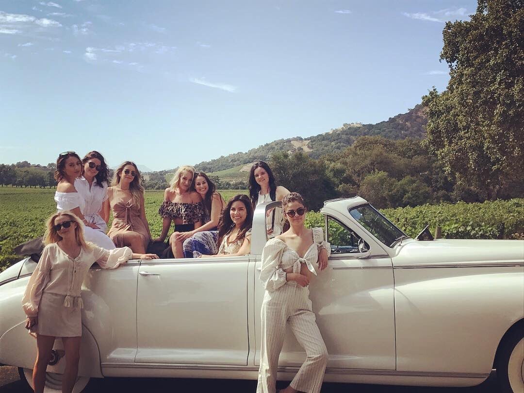 Selena_Gomez_-_At_Napa_Valley_on_July_17-02.jpg