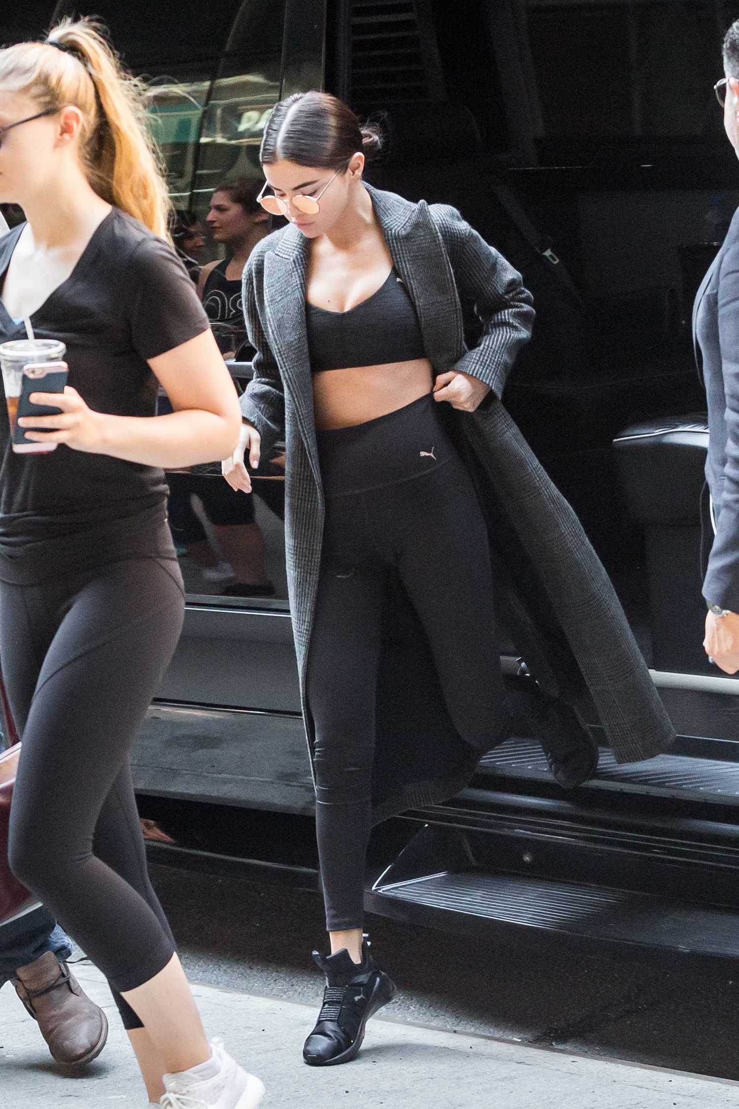 Selena_Gomez_-_At_SoulCycle_in_NYC_on_September_10-03.jpg