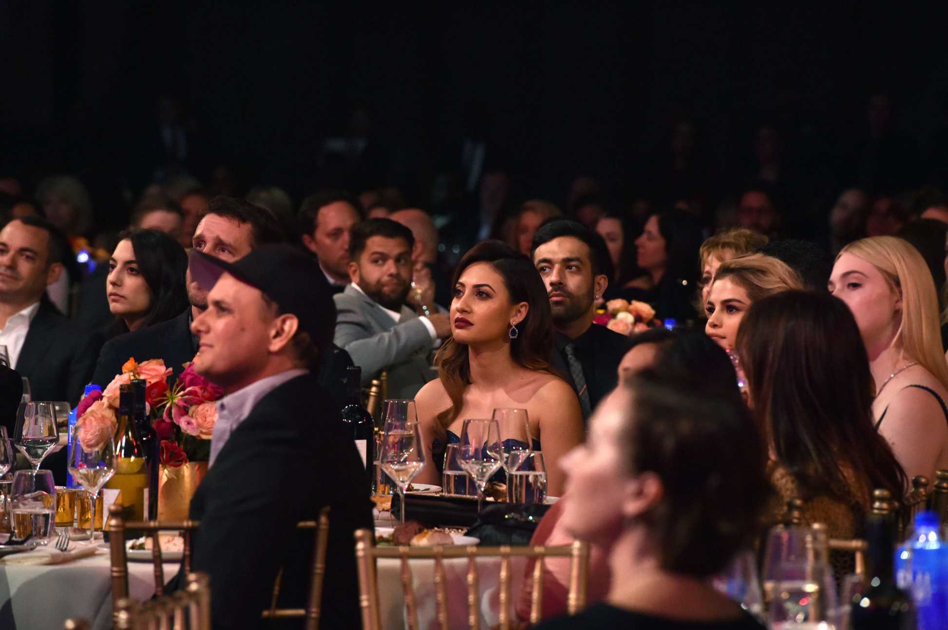 Selena_Gomez_-_Billboard_Women_in_Music_5BAudience5D_on_November_30-05.jpg