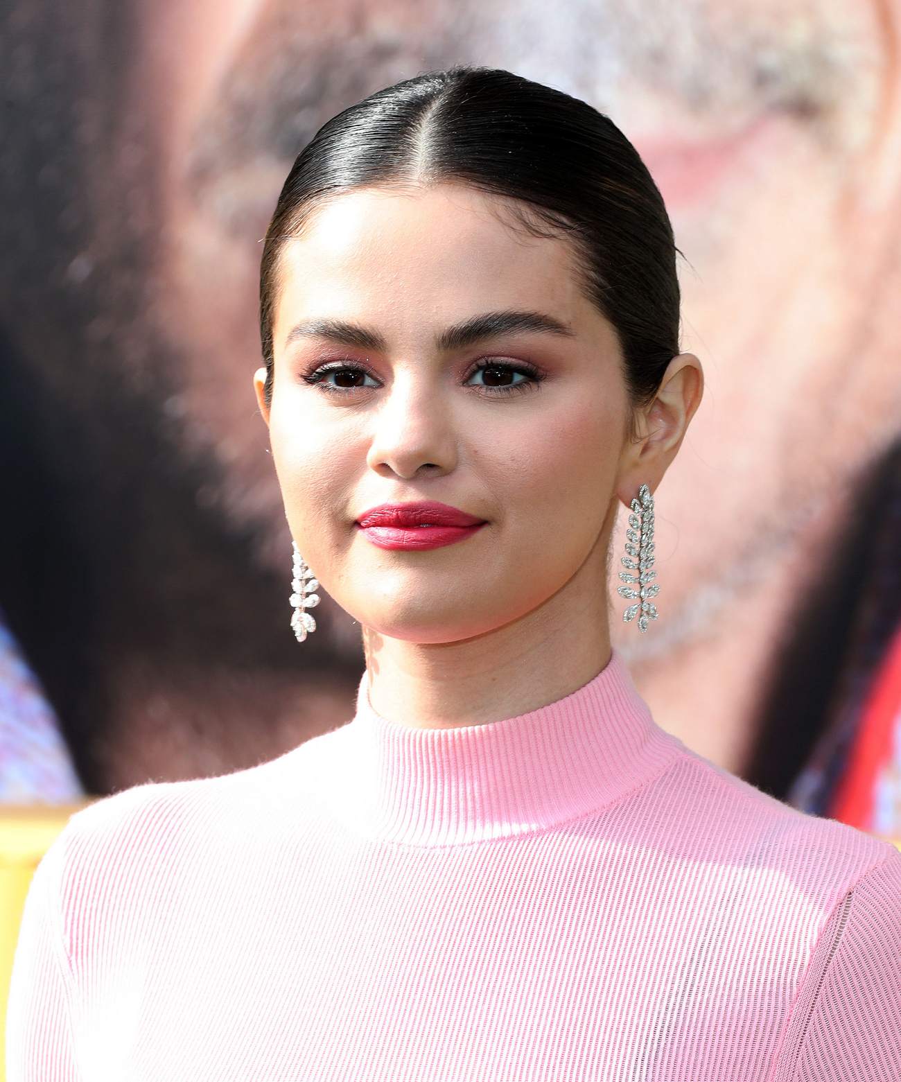 Selena_Gomez_-_Dolittle_Premiere_in_Westwood2C_CA__0111202-39.jpg