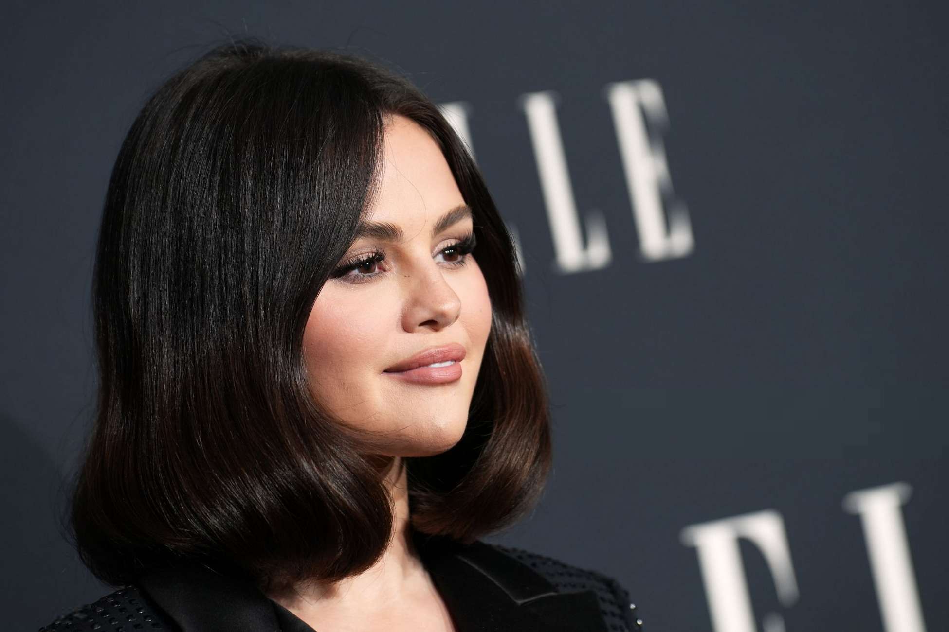 Selena_Gomez_-_Elle_Women_in_Hollywood_event_in_Los_Angeles_November_192C_2024_02.jpg