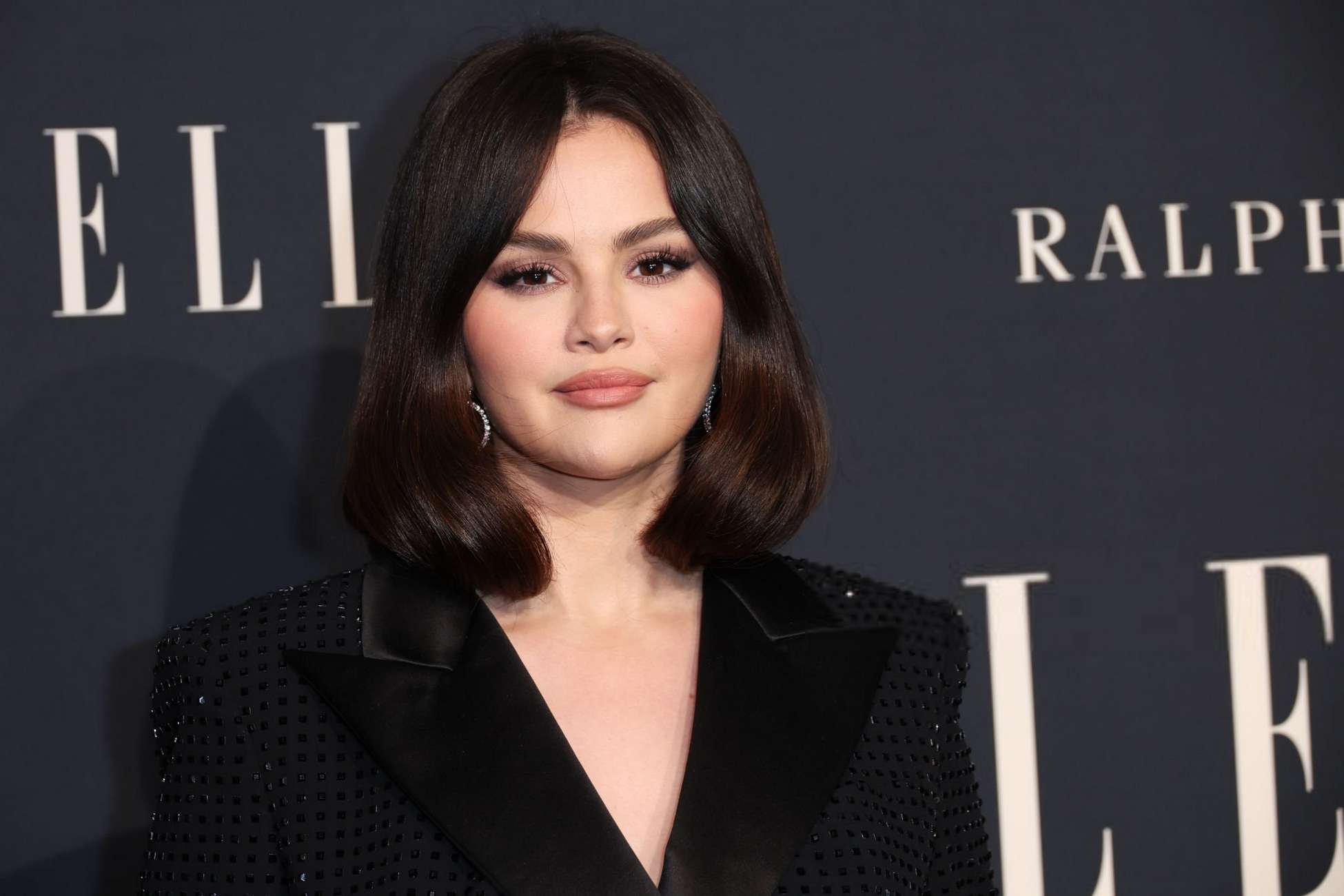 Selena_Gomez_-_Elle_Women_in_Hollywood_event_in_Los_Angeles_November_192C_2024_04.jpg
