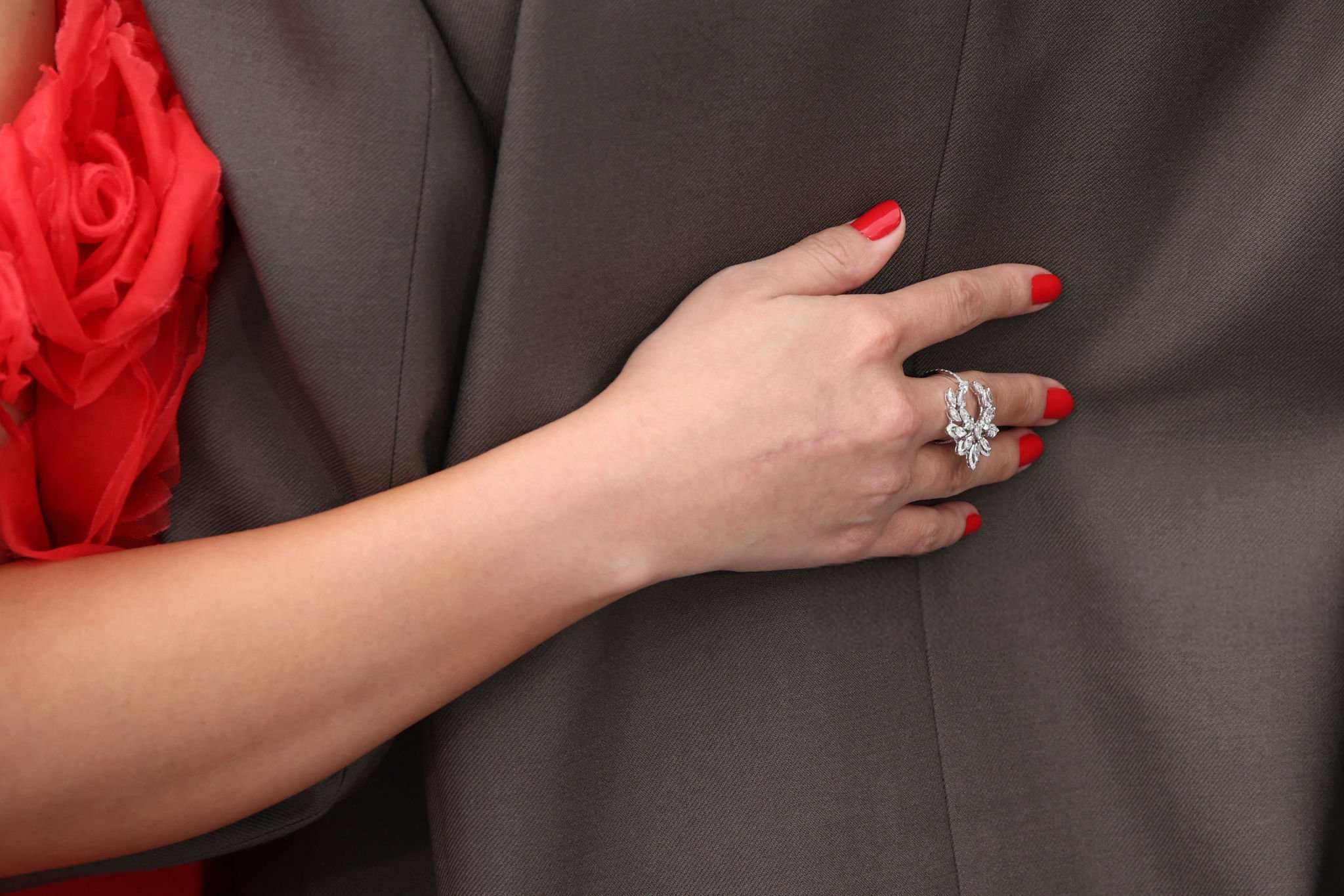 Selena_Gomez_-_Emilia_Perez_Photocall_at_the_77th_annual_Cannes_Film_Festivals_on_May_192C_2024_14.jpg