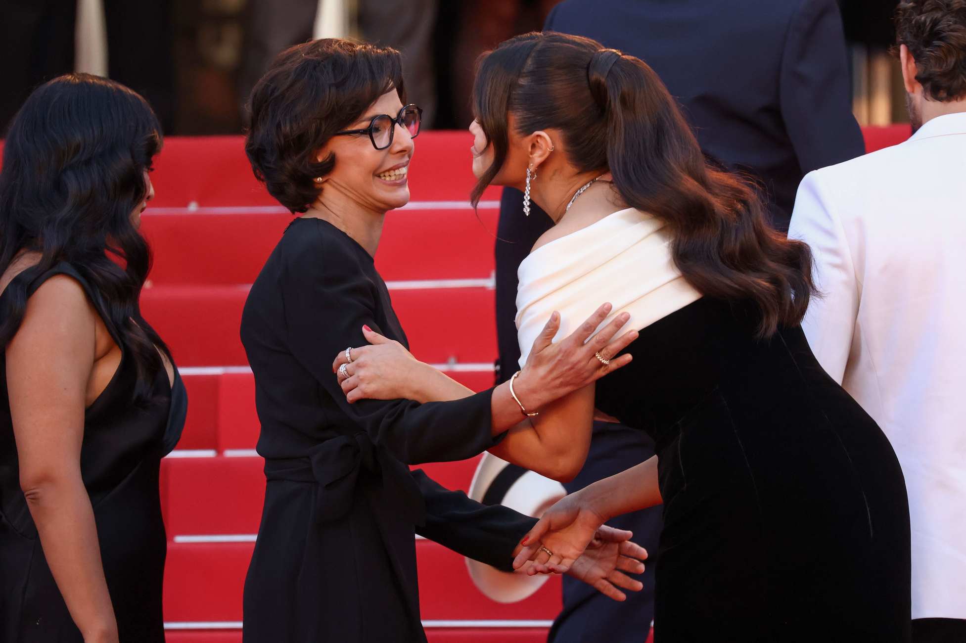 Selena_Gomez_-_Emilia_Perez_Premiere_at_the_77th_annual_Cannes_Film_Festival_on_May_18_132.jpg