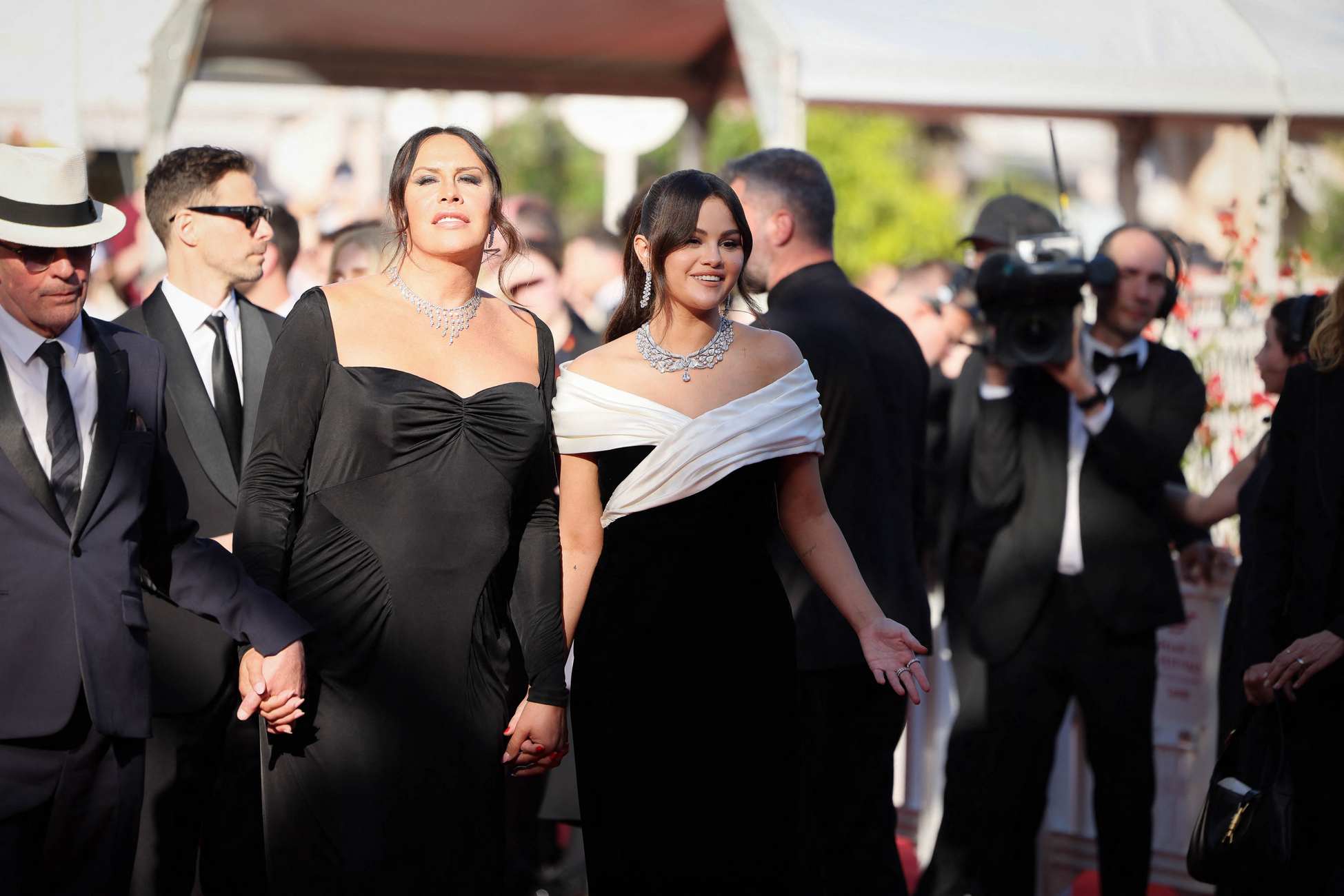 Selena_Gomez_-_Emilia_Perez_Premiere_at_the_77th_annual_Cannes_Film_Festival_on_May_18_139.jpg