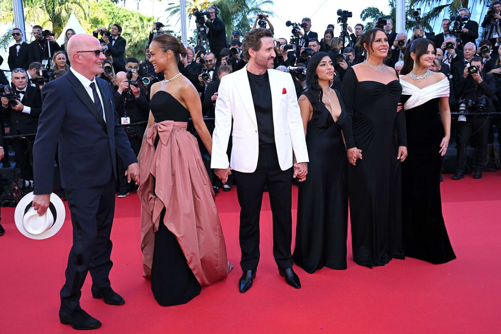 Selena_Gomez_-_Emilia_Perez_Premiere_at_the_77th_annual_Cannes_Film_Festival_on_May_18_14.jpg