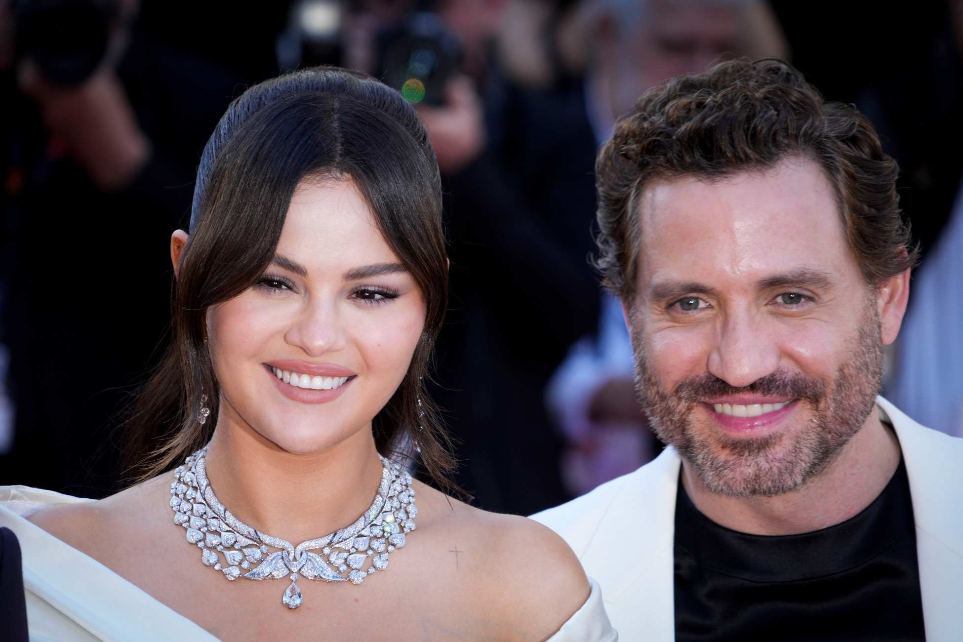Selena_Gomez_-_Emilia_Perez_Premiere_at_the_77th_annual_Cannes_Film_Festival_on_May_18_147.jpg