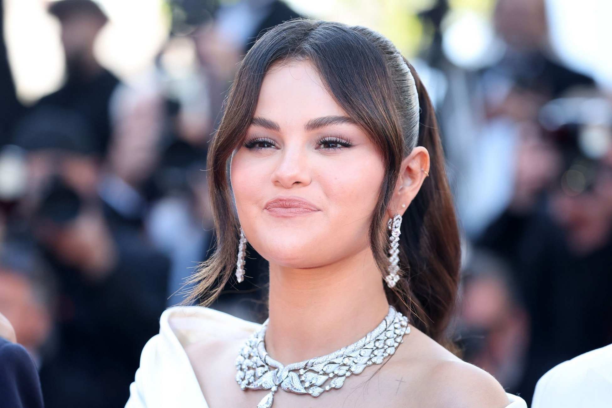 Selena_Gomez_-_Emilia_Perez_Premiere_at_the_77th_annual_Cannes_Film_Festival_on_May_18_39.jpg
