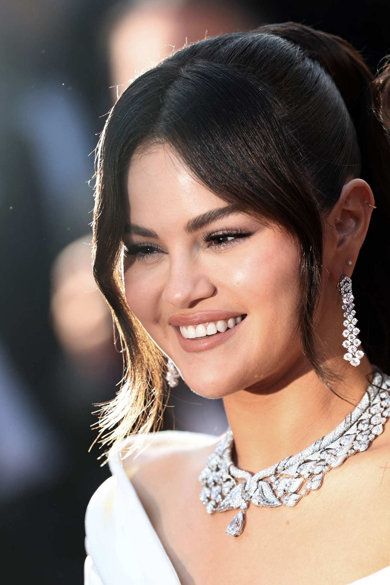 Selena_Gomez_-_Emilia_Perez_Premiere_at_the_77th_annual_Cannes_Film_Festival_on_May_18_71.jpg