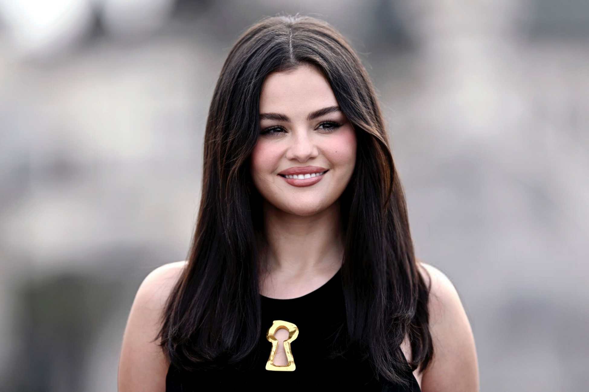 Selena_Gomez_-_Emilia_Perez_photocall_during_the_68th_BFI_London_Film_Festival_-_October_102C_2024_03.jpg