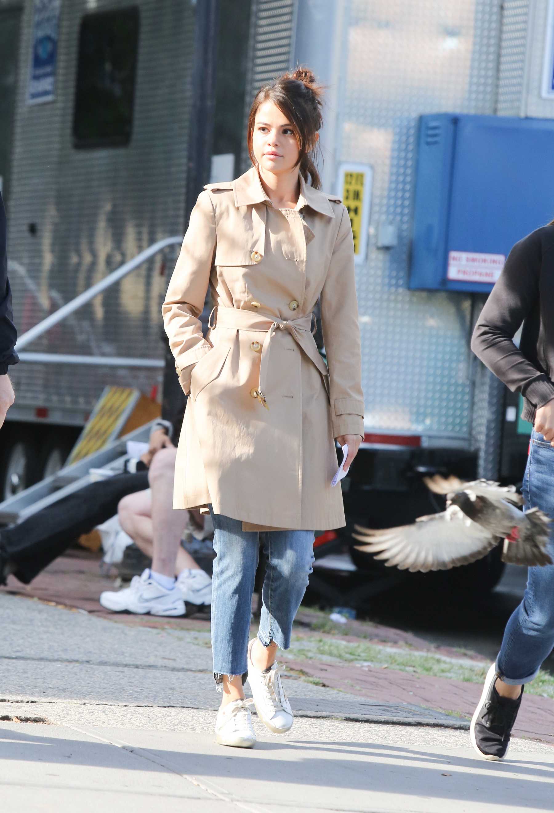 Selena_Gomez_-_Filming_new_Woody_Allen_movie_in_NYC_on_September_11-30.jpg