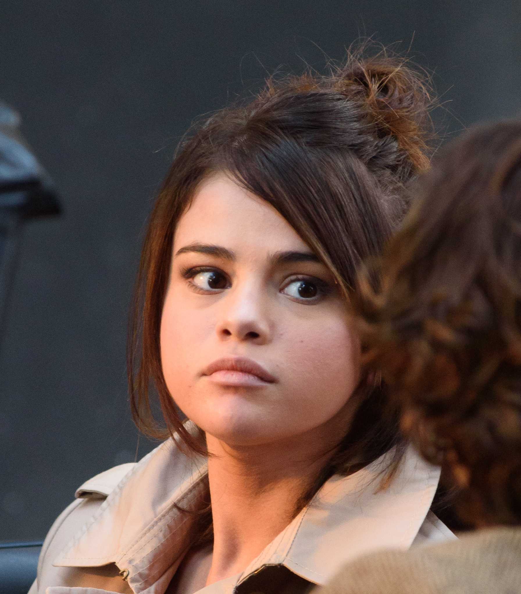 Selena_Gomez_-_Filming_new_Woody_Allen_movie_in_NYC_on_September_11-79.jpg