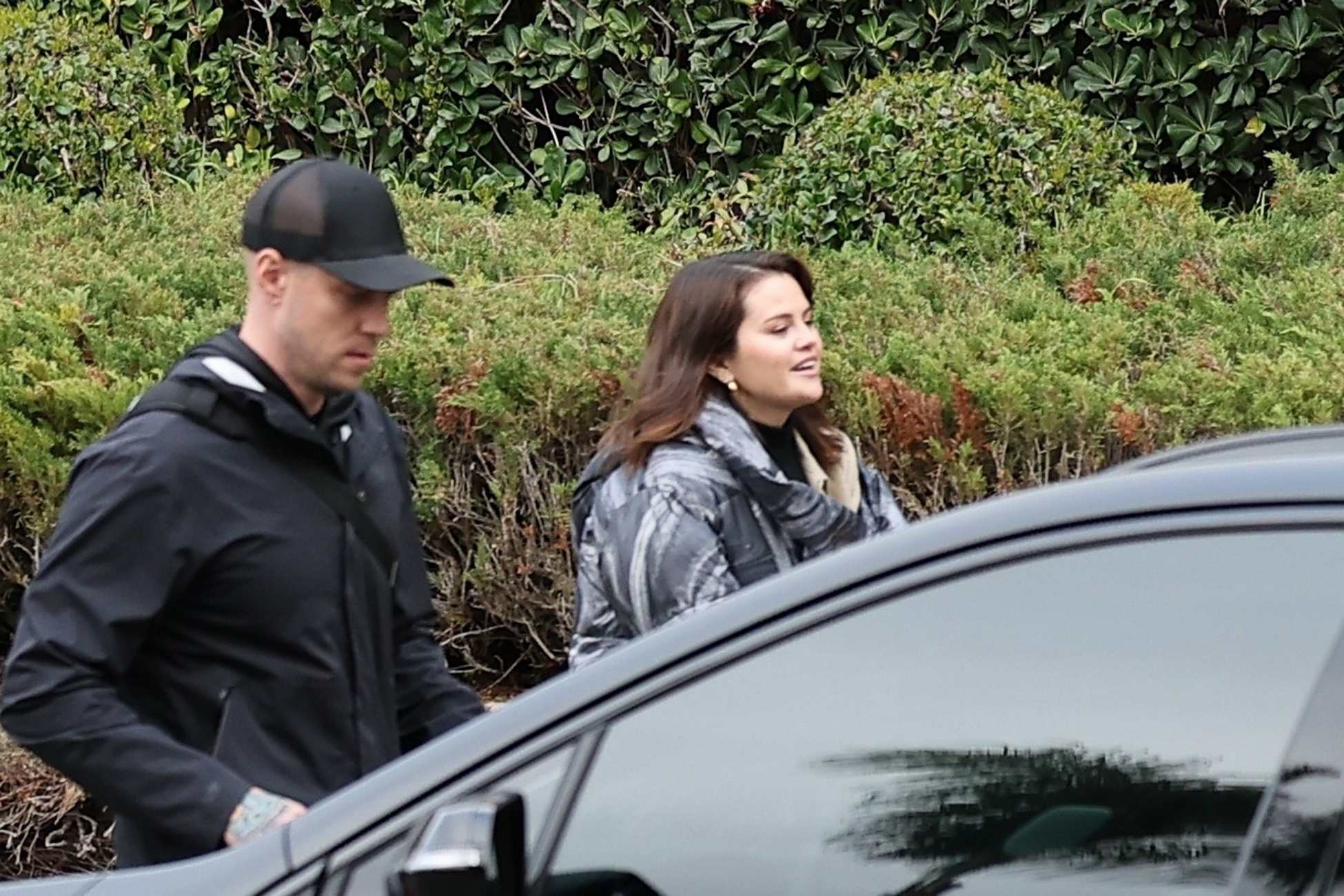 Selena_Gomez_-_Filming_season_4_of_Only_Murders_in_the_Building2C_Los_Angeles_CA_-_March_22C_2024_16.jpg