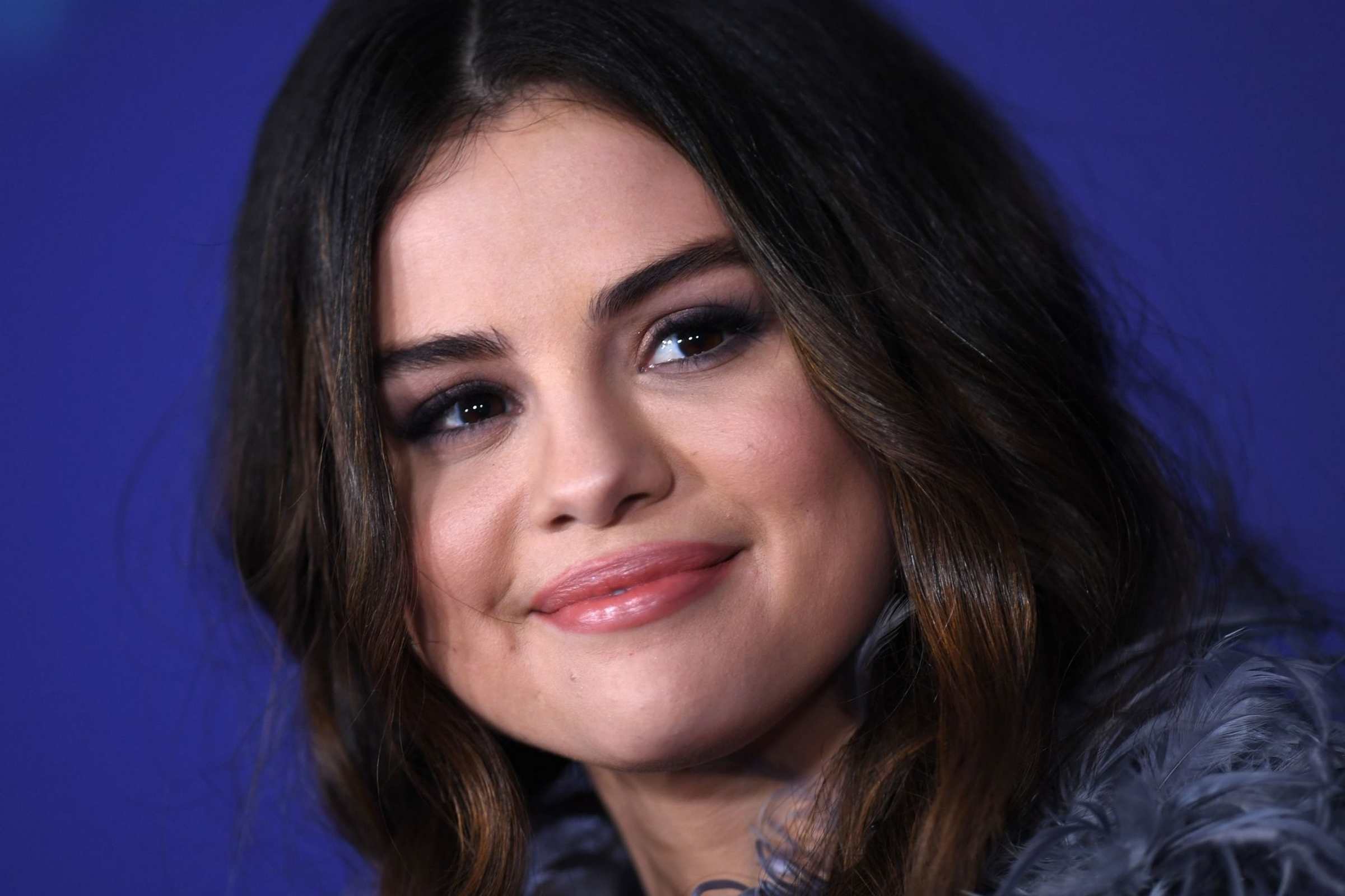 Selena_Gomez_-_Frozen_2_premiere_in_Hollywood_November_72C_2019-15.jpg