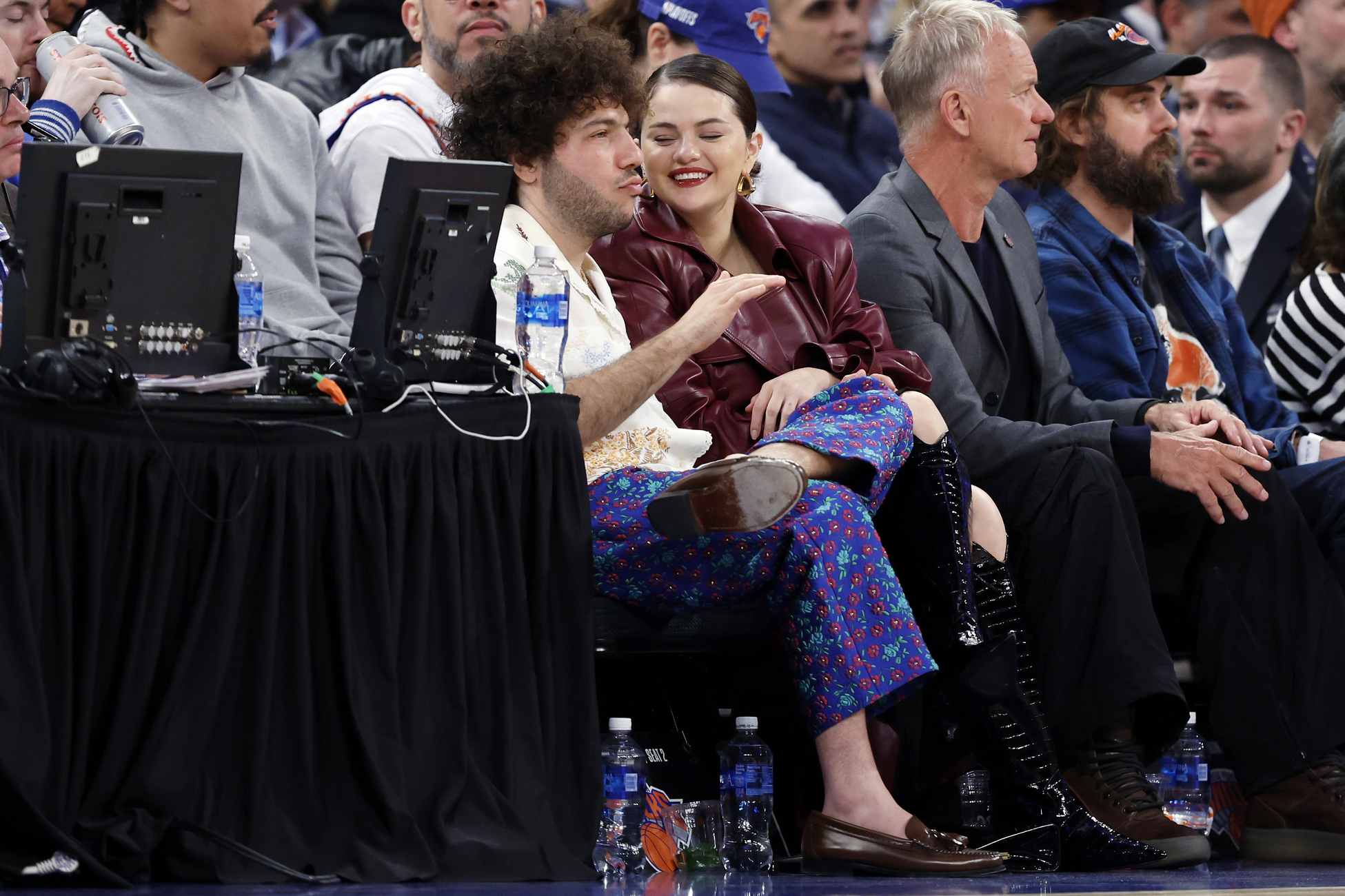 Selena_Gomez_-_Game_2_of_the_NBA_First_Round_Playoffs_between_N_Y__Knicks_and_Philadelphia_76ers_-_April_222C_2024_01.jpg