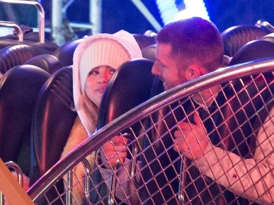 Selena_Gomez_-_Hyde_Park_Winter_Wonderland_in_London2C_UK_on_December_3-02.jpg