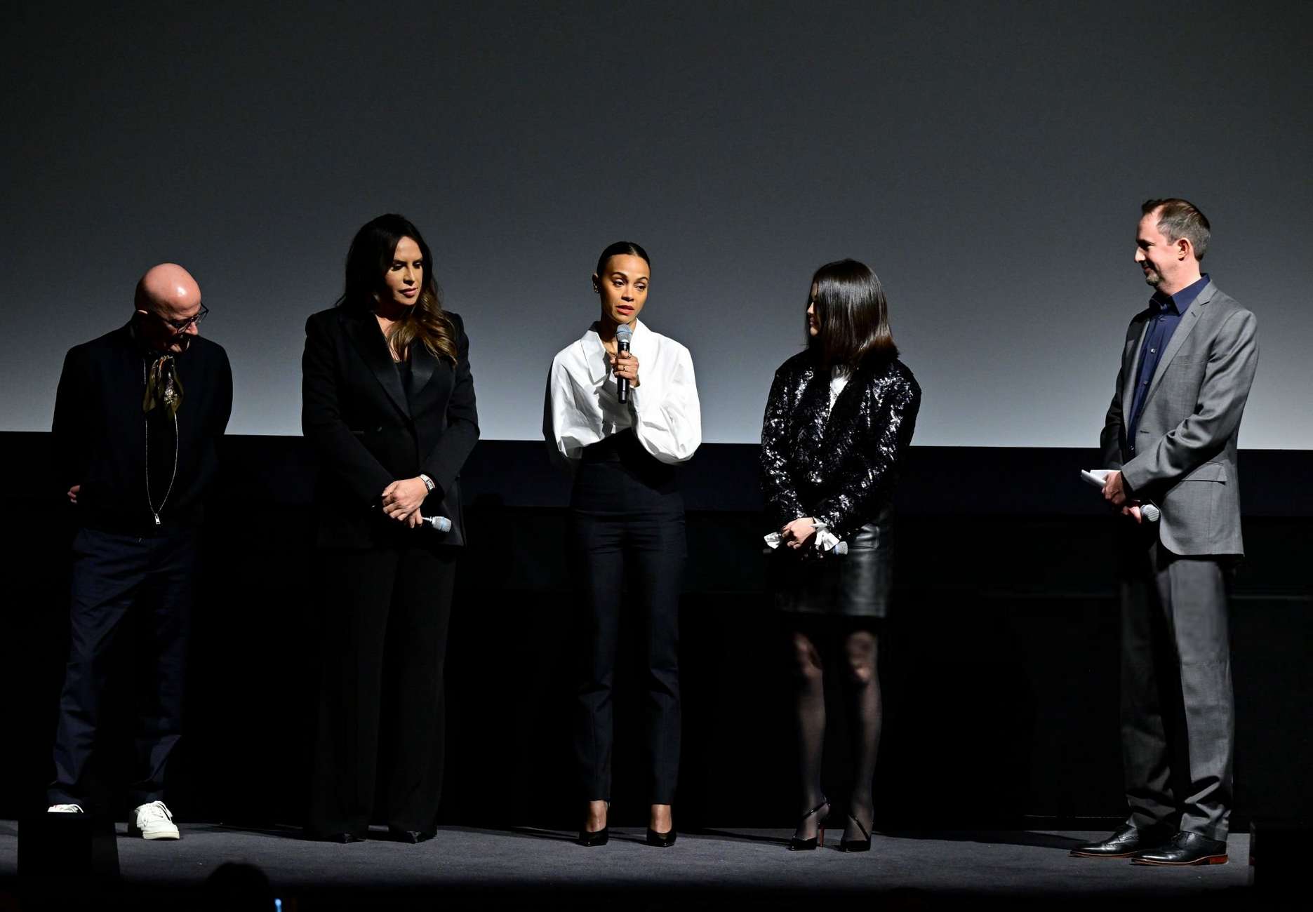 Selena_Gomez_-_MoMA_s_The_Contenders_2024_Screening_of_Emilia_Perez2C_New_York_City_-_December_32C_2024_04.jpg