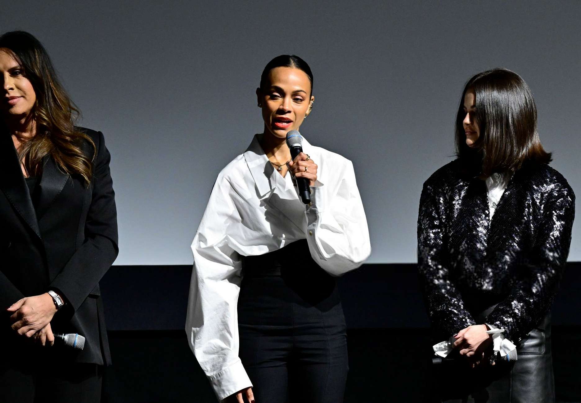 Selena_Gomez_-_MoMA_s_The_Contenders_2024_Screening_of_Emilia_Perez2C_New_York_City_-_December_32C_2024_05.jpg
