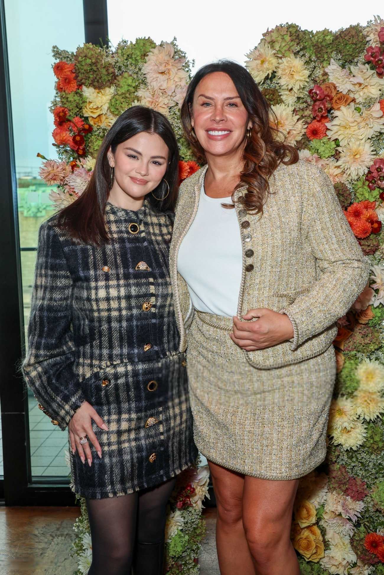 Selena_Gomez_-_Netflix_London_Film_Festival_Awards_Brunch_October_132C_2024_14.jpg