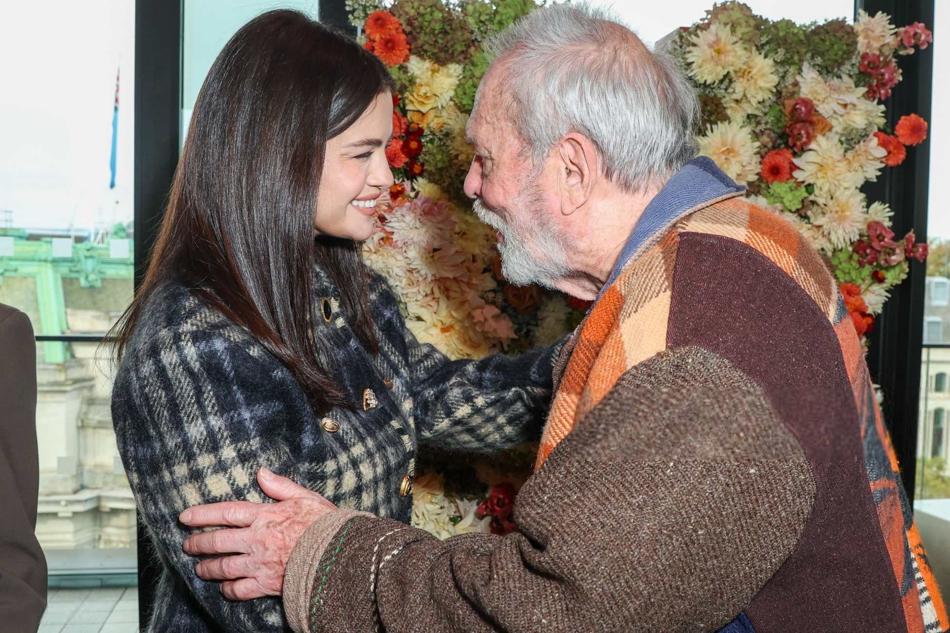Selena_Gomez_-_Netflix_London_Film_Festival_Awards_Brunch_October_132C_2024_19.jpg